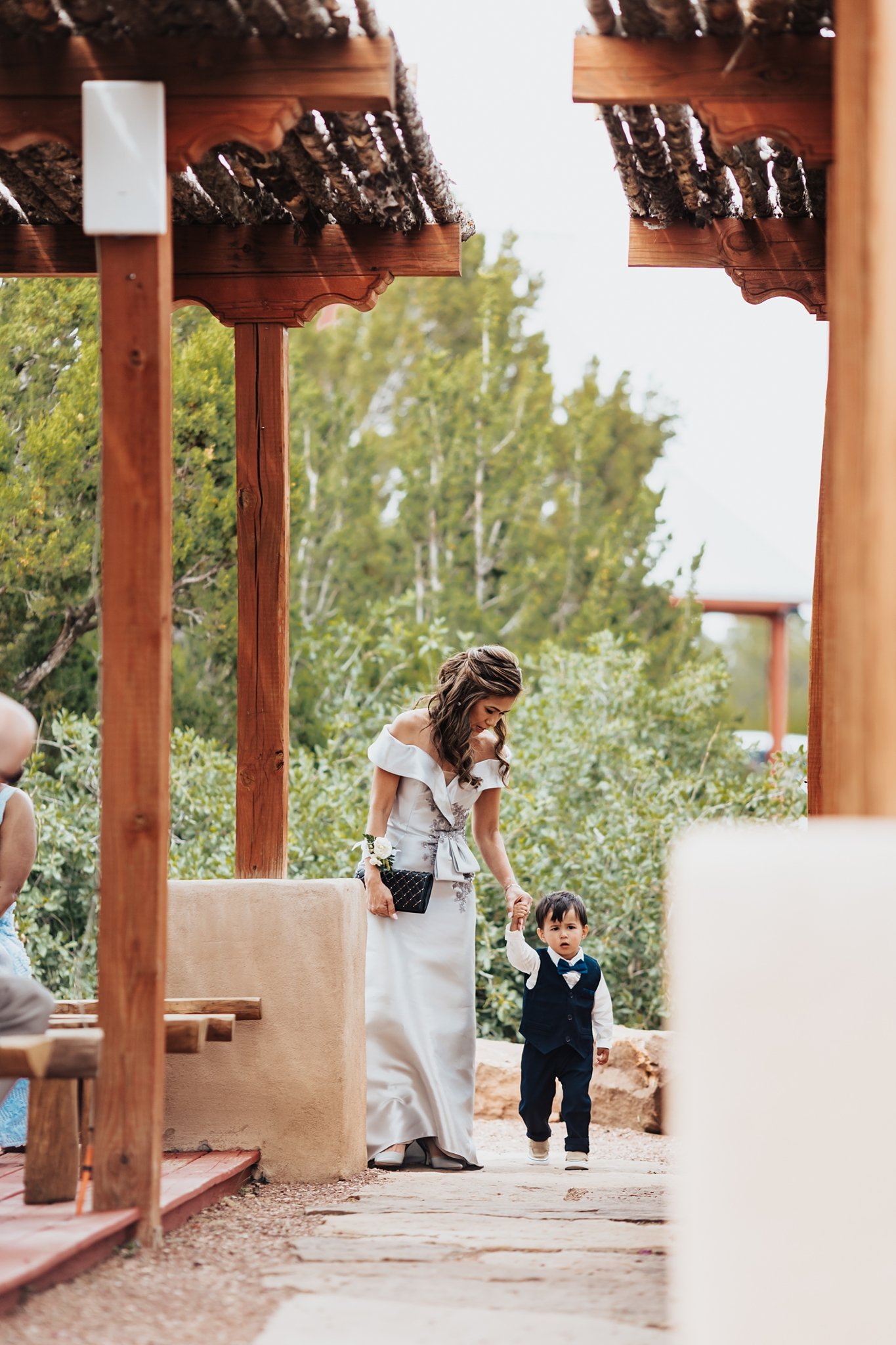 Alicia+lucia+photography+-+desert+wedding+-+blame+her+ranch+wedding+-+santa+fe+wedding+-+ranch+wedding_0038.jpg