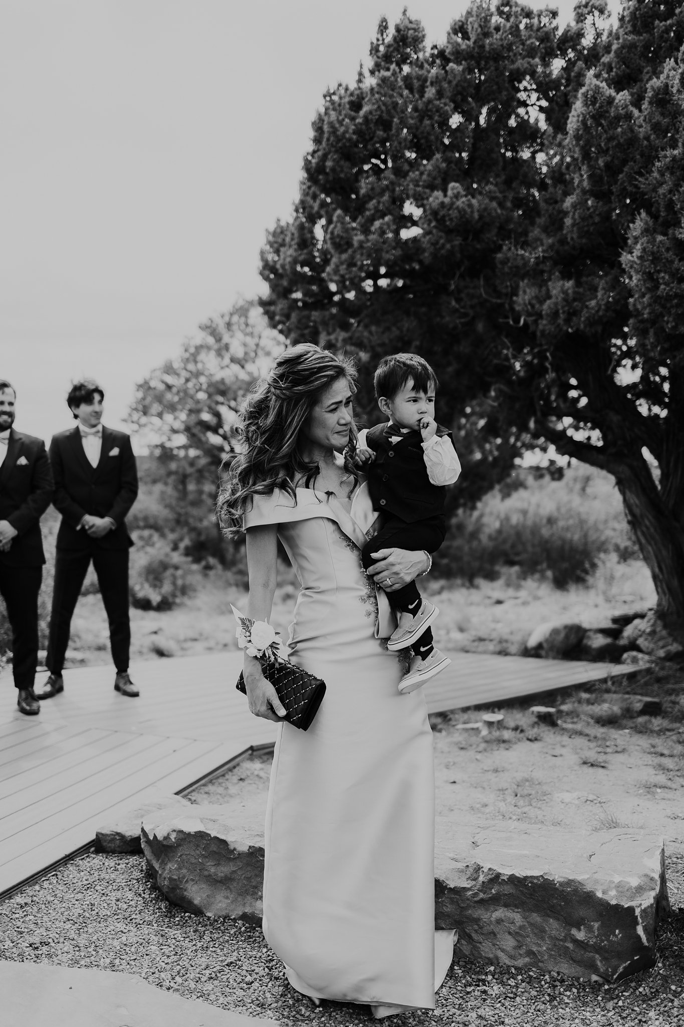 Alicia+lucia+photography+-+desert+wedding+-+blame+her+ranch+wedding+-+santa+fe+wedding+-+ranch+wedding_0041.jpg