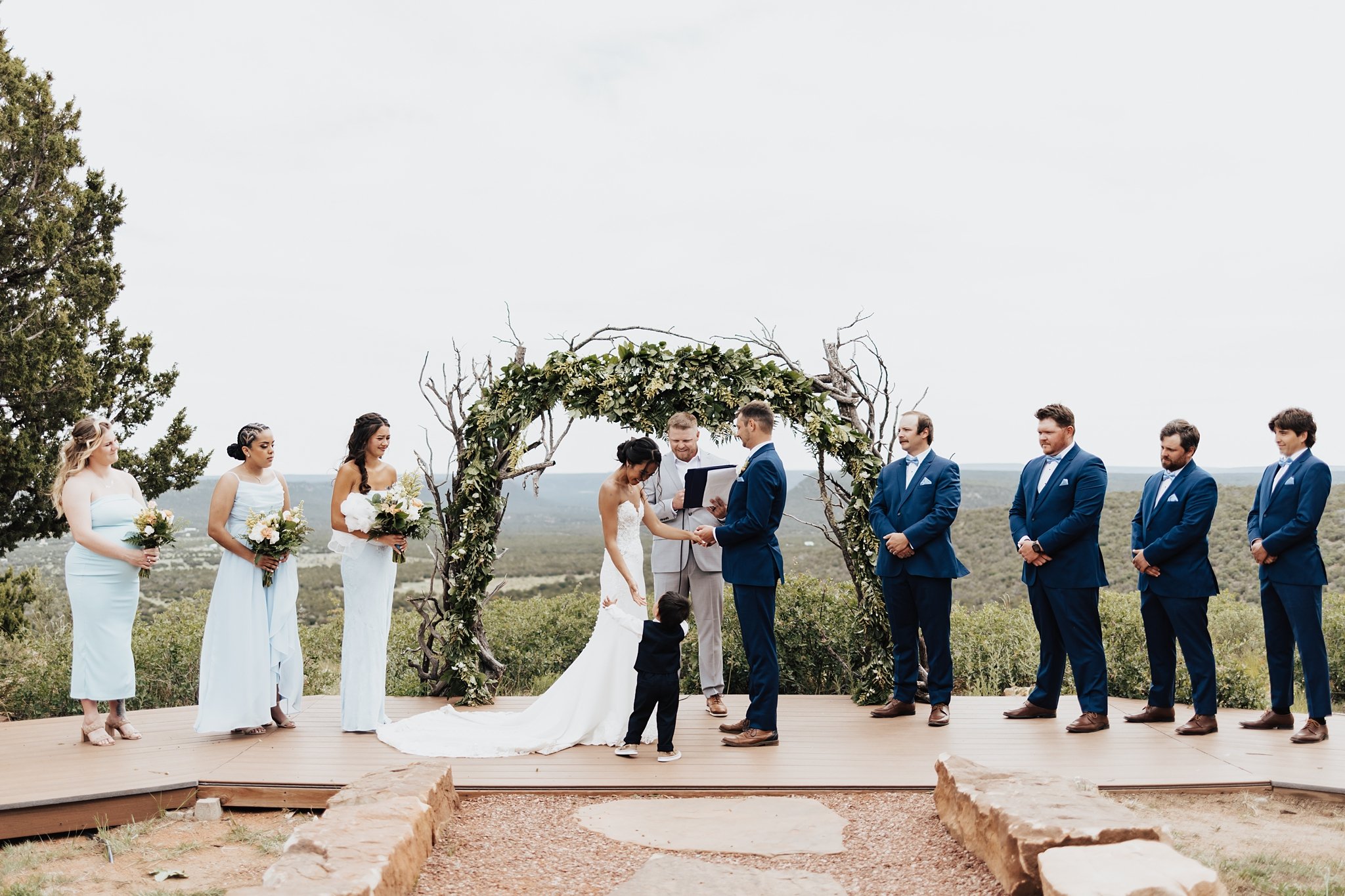 Alicia+lucia+photography+-+desert+wedding+-+blame+her+ranch+wedding+-+santa+fe+wedding+-+ranch+wedding_0044.jpg