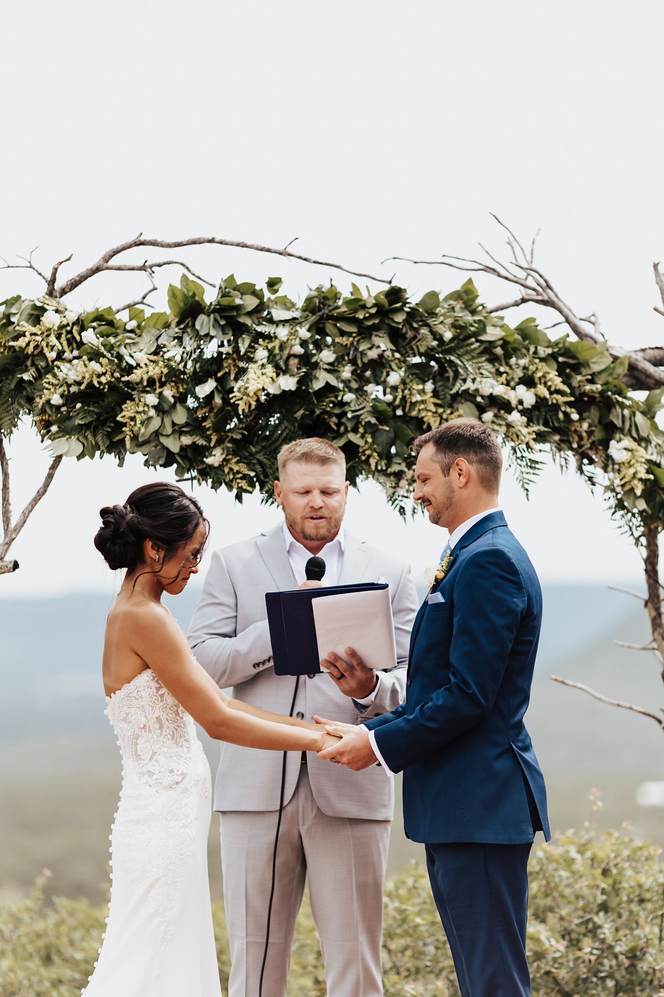 Alicia+lucia+photography+-+desert+wedding+-+blame+her+ranch+wedding+-+santa+fe+wedding+-+ranch+wedding_0045.jpg
