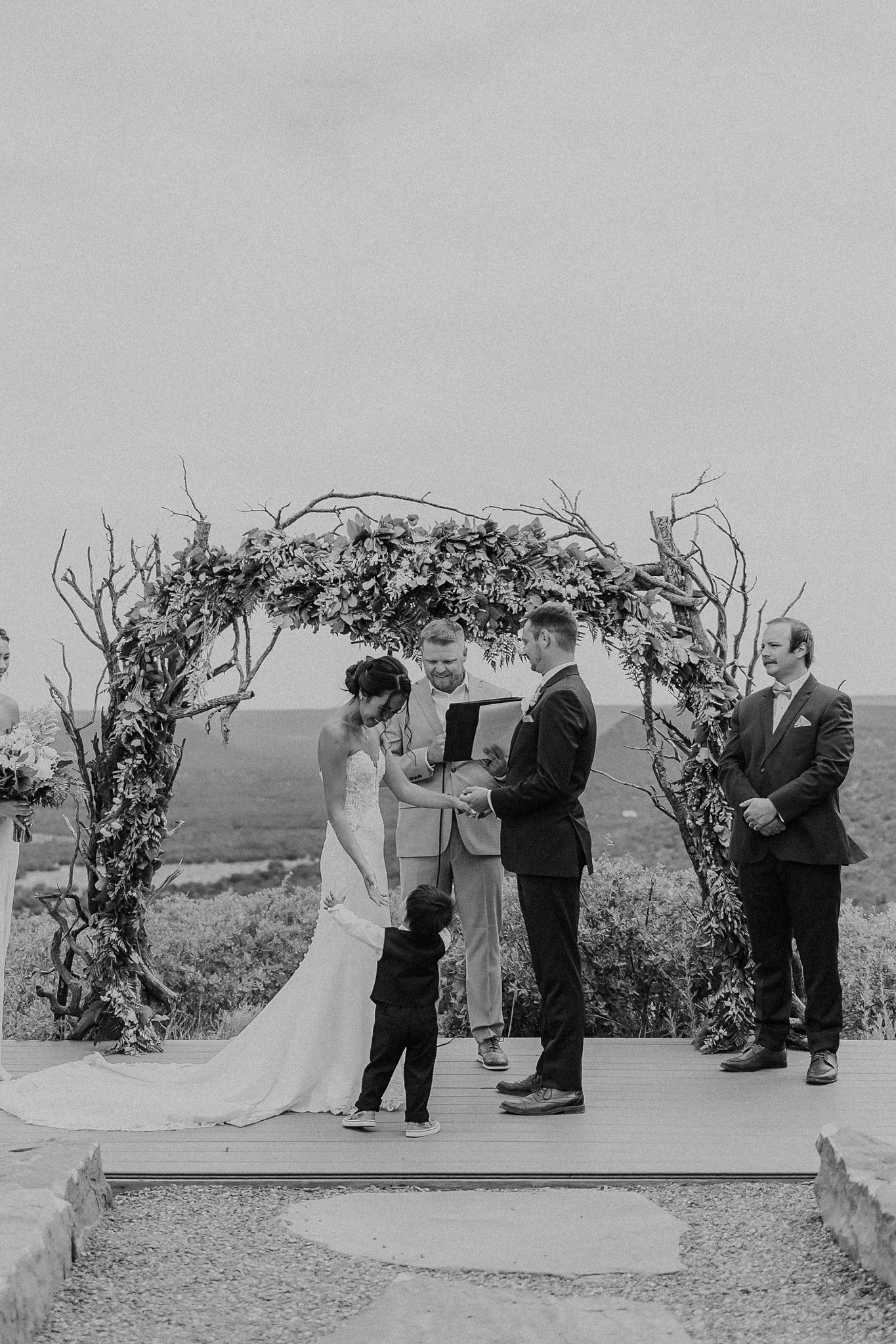 Alicia+lucia+photography+-+desert+wedding+-+blame+her+ranch+wedding+-+santa+fe+wedding+-+ranch+wedding_0048.jpg