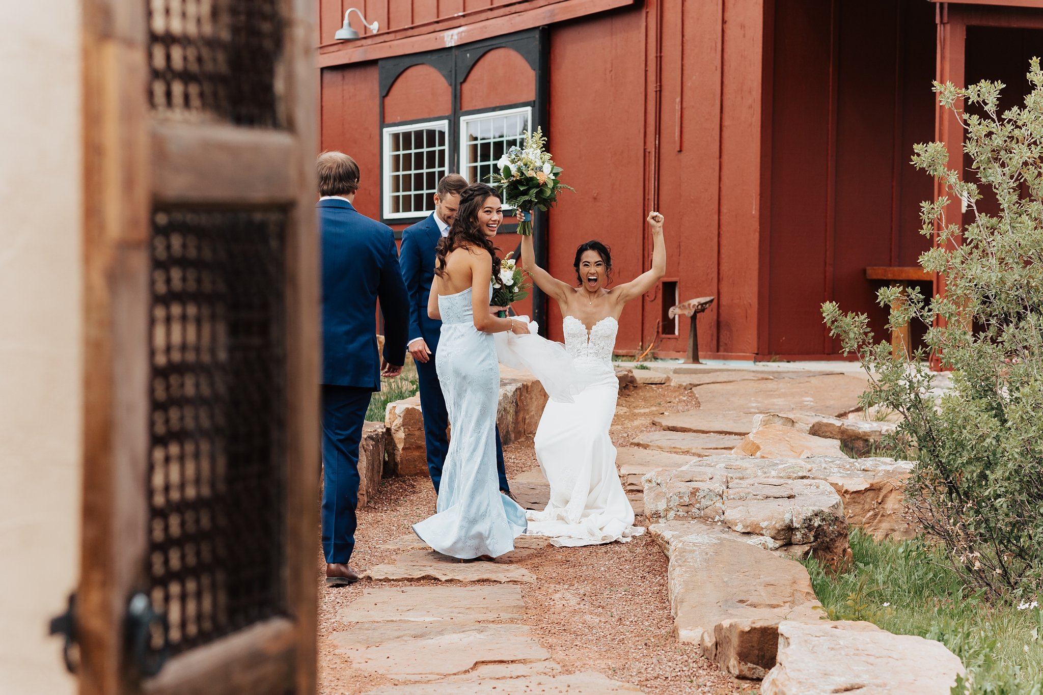 Alicia+lucia+photography+-+desert+wedding+-+blame+her+ranch+wedding+-+santa+fe+wedding+-+ranch+wedding_0054.jpg
