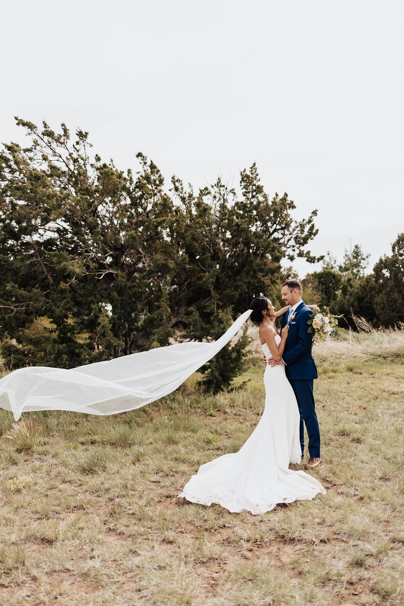 Alicia+lucia+photography+-+desert+wedding+-+blame+her+ranch+wedding+-+santa+fe+wedding+-+ranch+wedding_0080.jpg