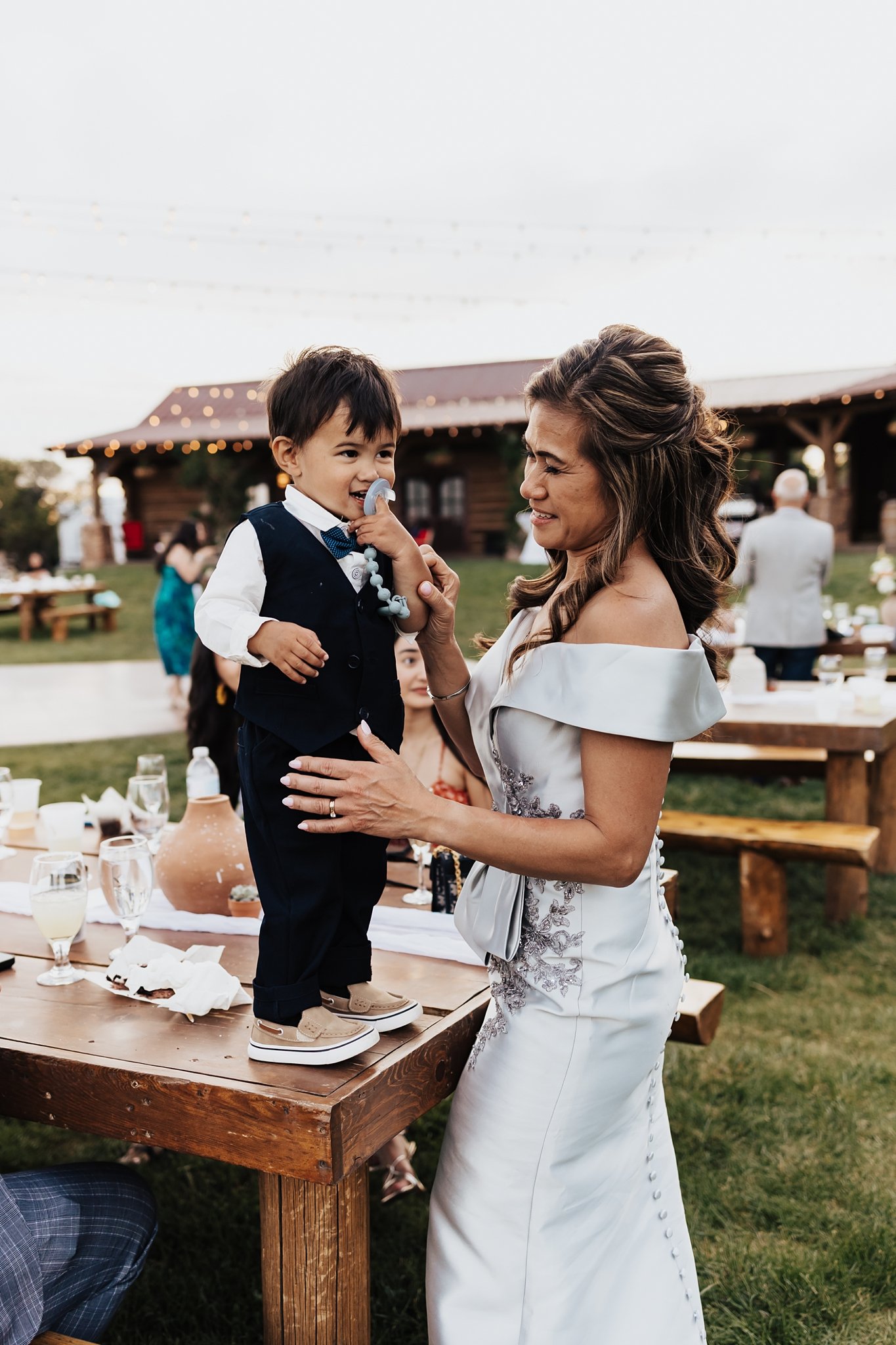 Alicia+lucia+photography+-+desert+wedding+-+blame+her+ranch+wedding+-+santa+fe+wedding+-+ranch+wedding_0173.jpg