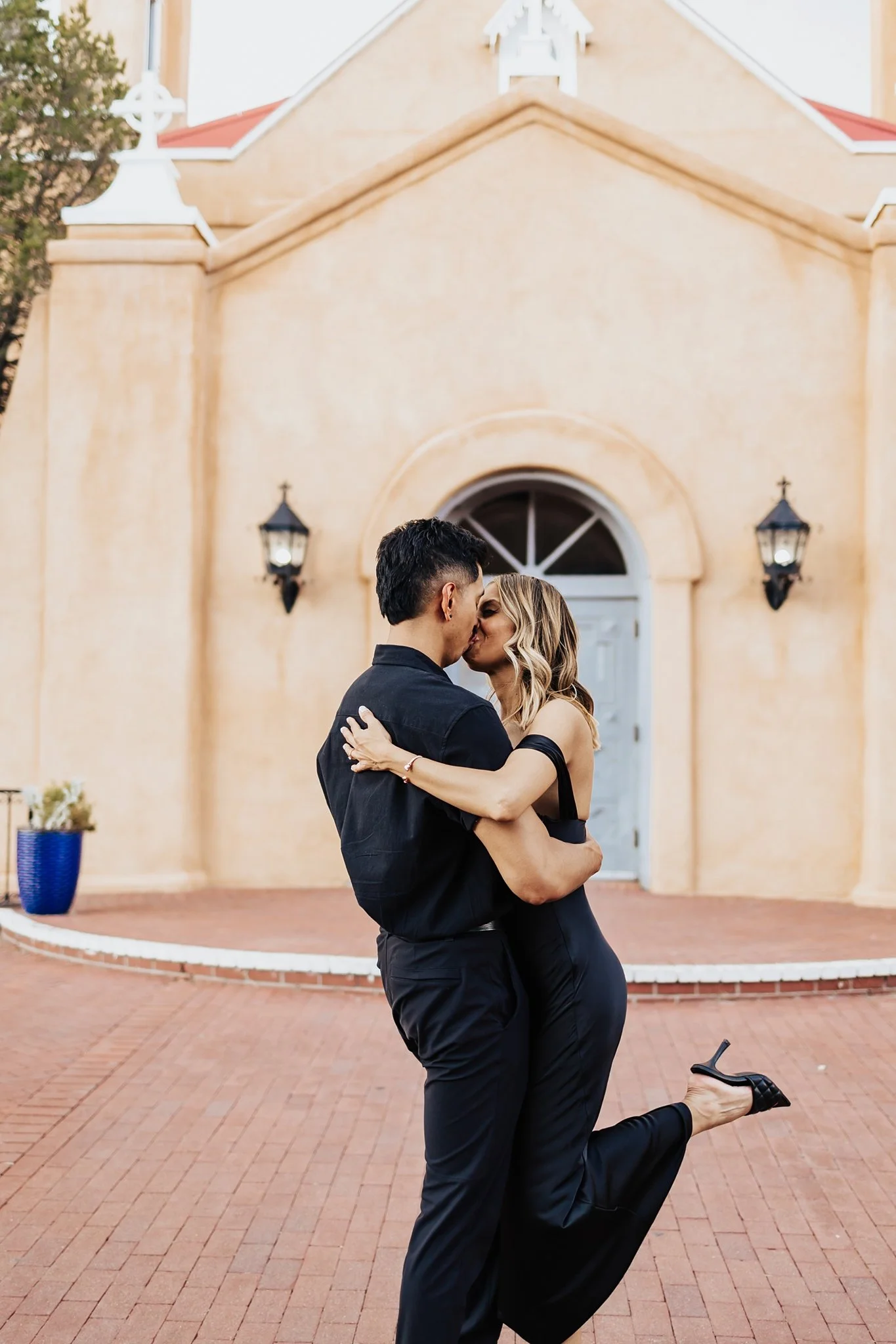 Alicia+lucia+photography+-+casas+de+suenos+-+casas+de+suenos+wedding+-+old+town+albuquerque+-+old+town+wedding_0102.jpg
