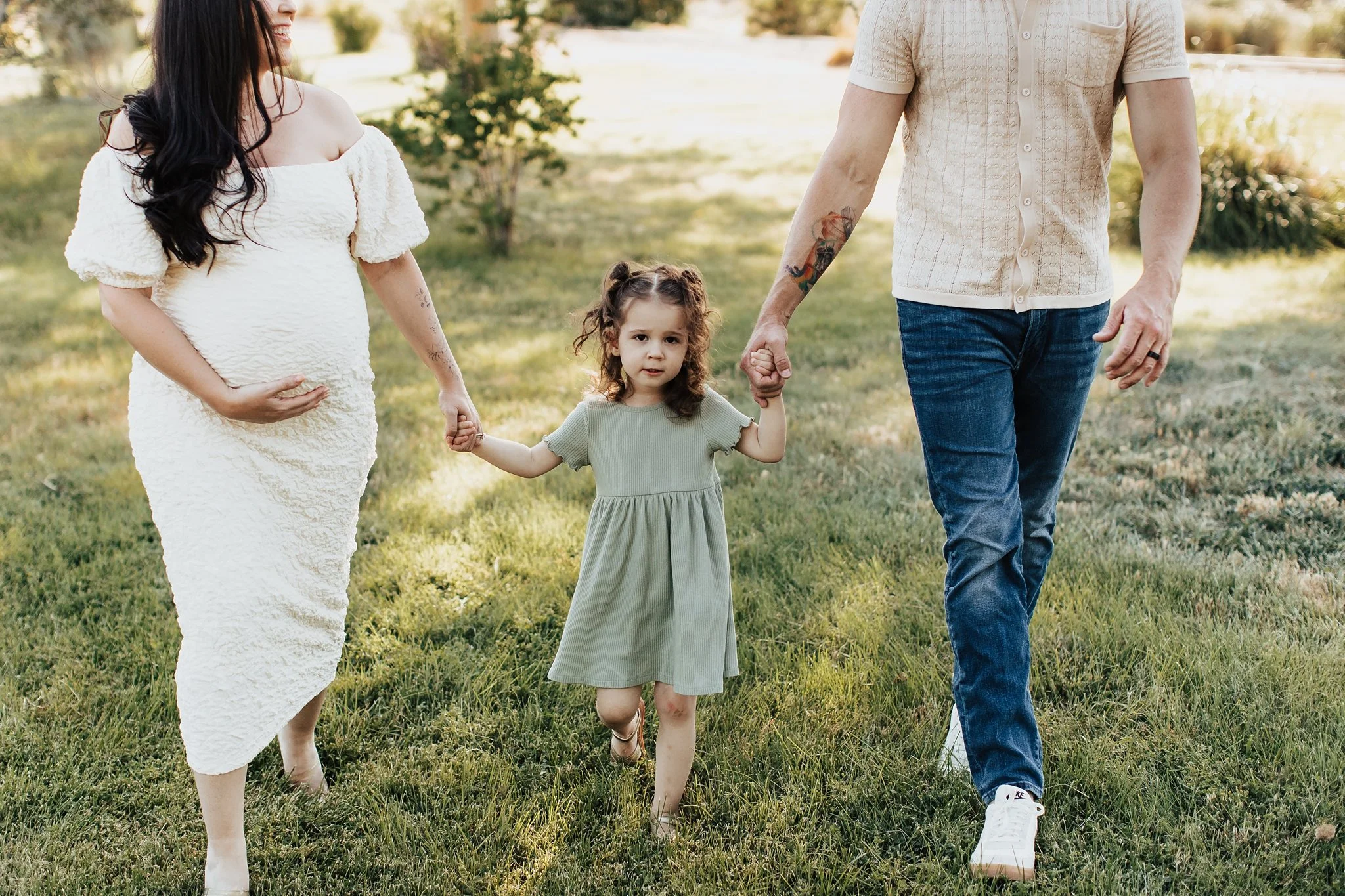 Alicia+lucia+photography+-+family+portraits+-+summer+portraits+-+destination+portraits+-+desert+portraits_0012.jpg
