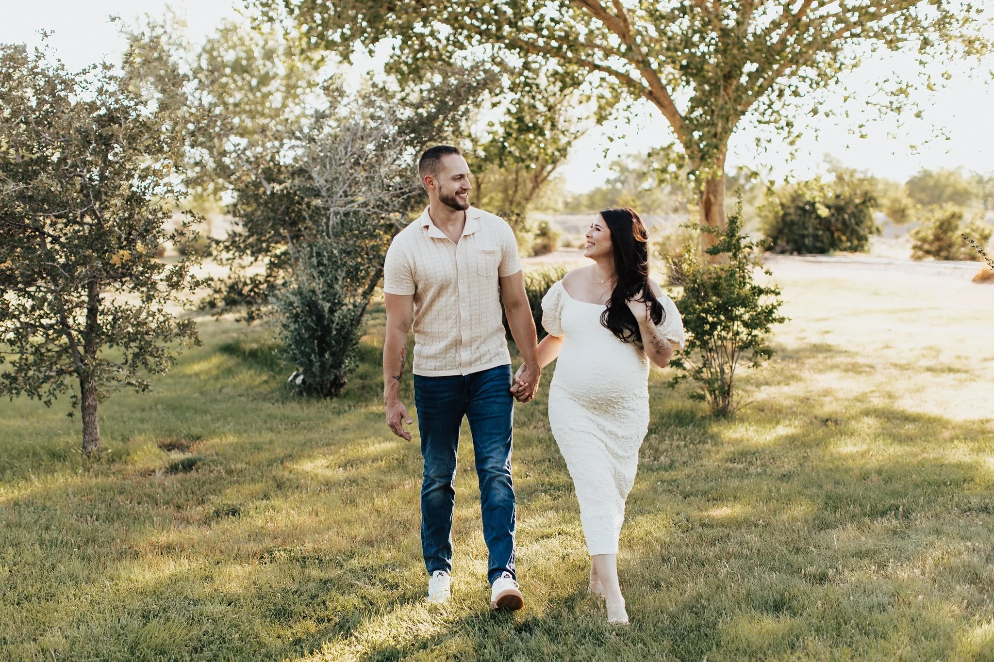Brian + Laura, a Charming Spring Maternity Session