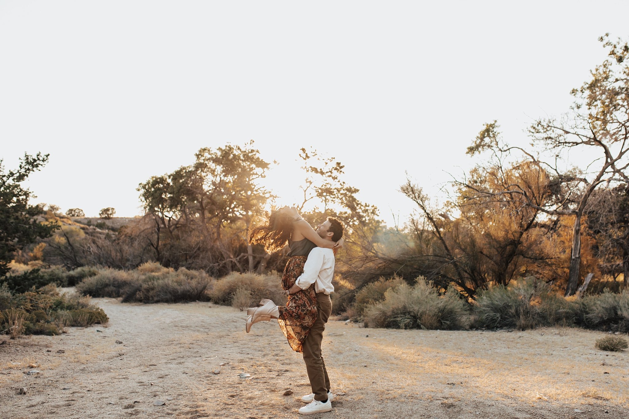 Alicia+lucia+photography+-+engagement+photography+-+desert+engagement+-+southwest+engagement+-+destination+engagement_0011.jpg