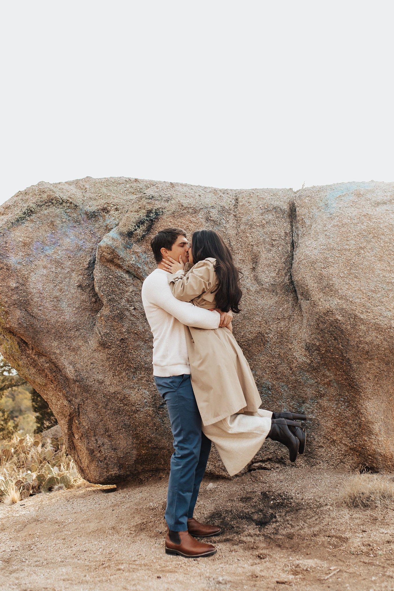 Alicia+lucia+photography+-+engagement+photography+-+desert+engagement+-+southwest+engagement+-+destination+engagement_0031.jpg