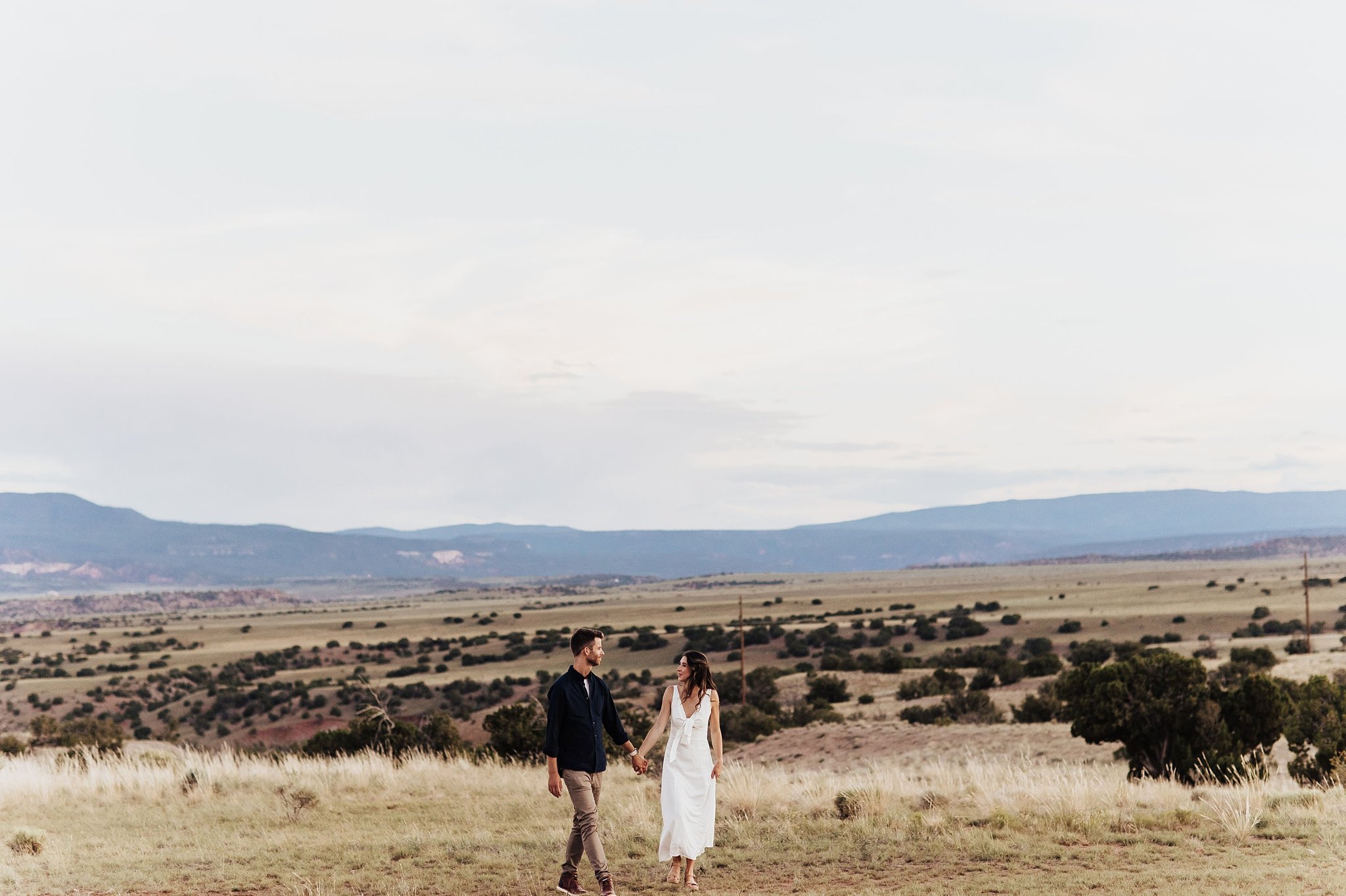 Alicia+lucia+photography+-+engagement+photography+-+desert+engagement+-+southwest+engagement+-+destination+engagement_0057.jpg