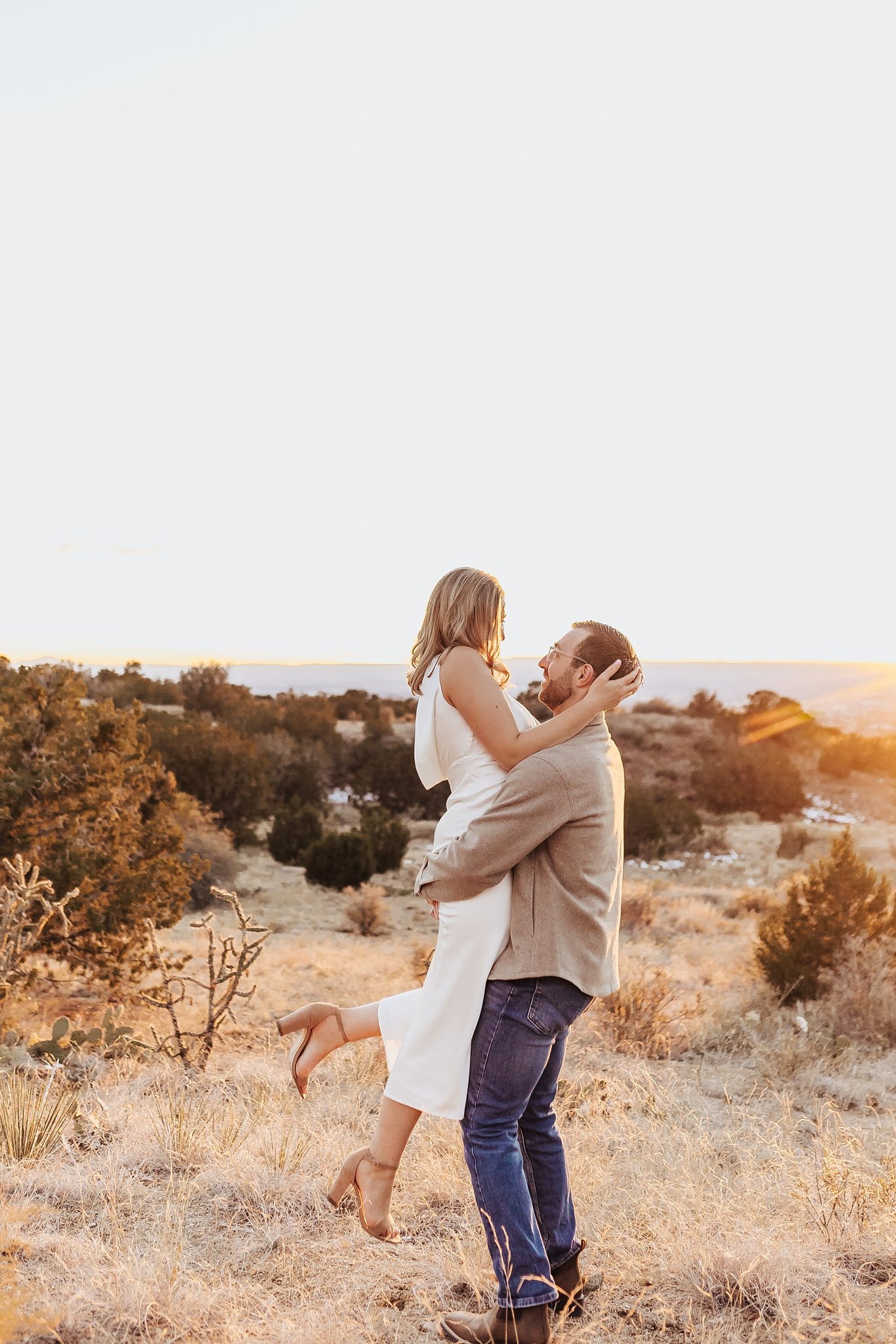 Alicia+lucia+photography+-+engagement+photography+-+desert+engagement+-+southwest+engagement+-+destination+engagement_0074.jpg