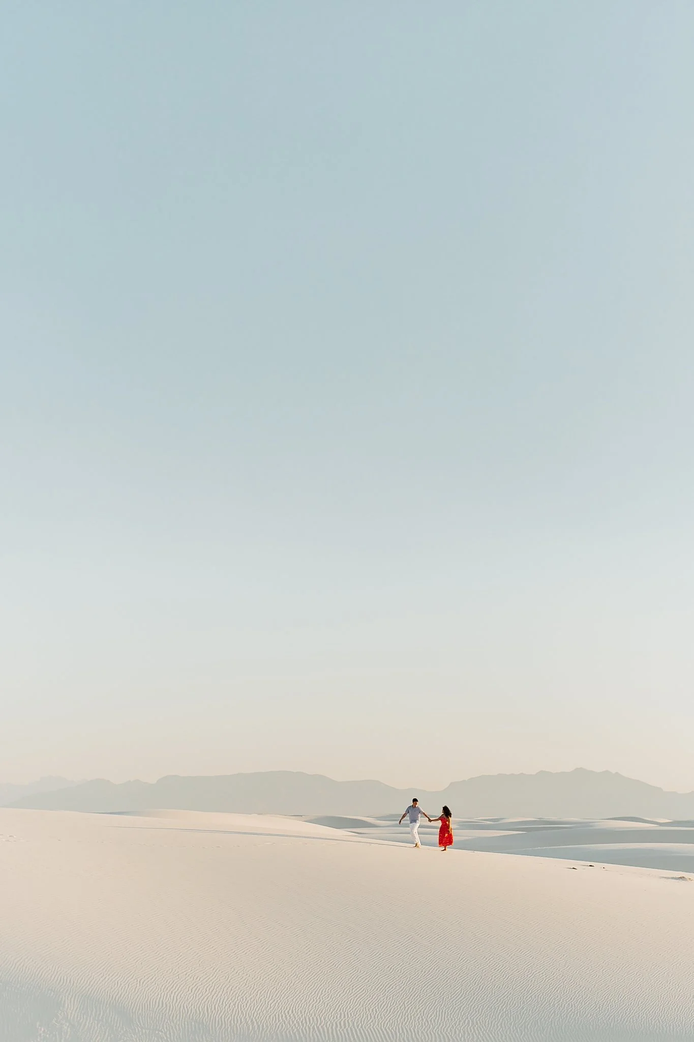 Alicia+lucia+photography+-+white+sands+national+park+-+white+sands+proposal+-+white+sands+wedding+-+white+sands+elopement_0048.jpg