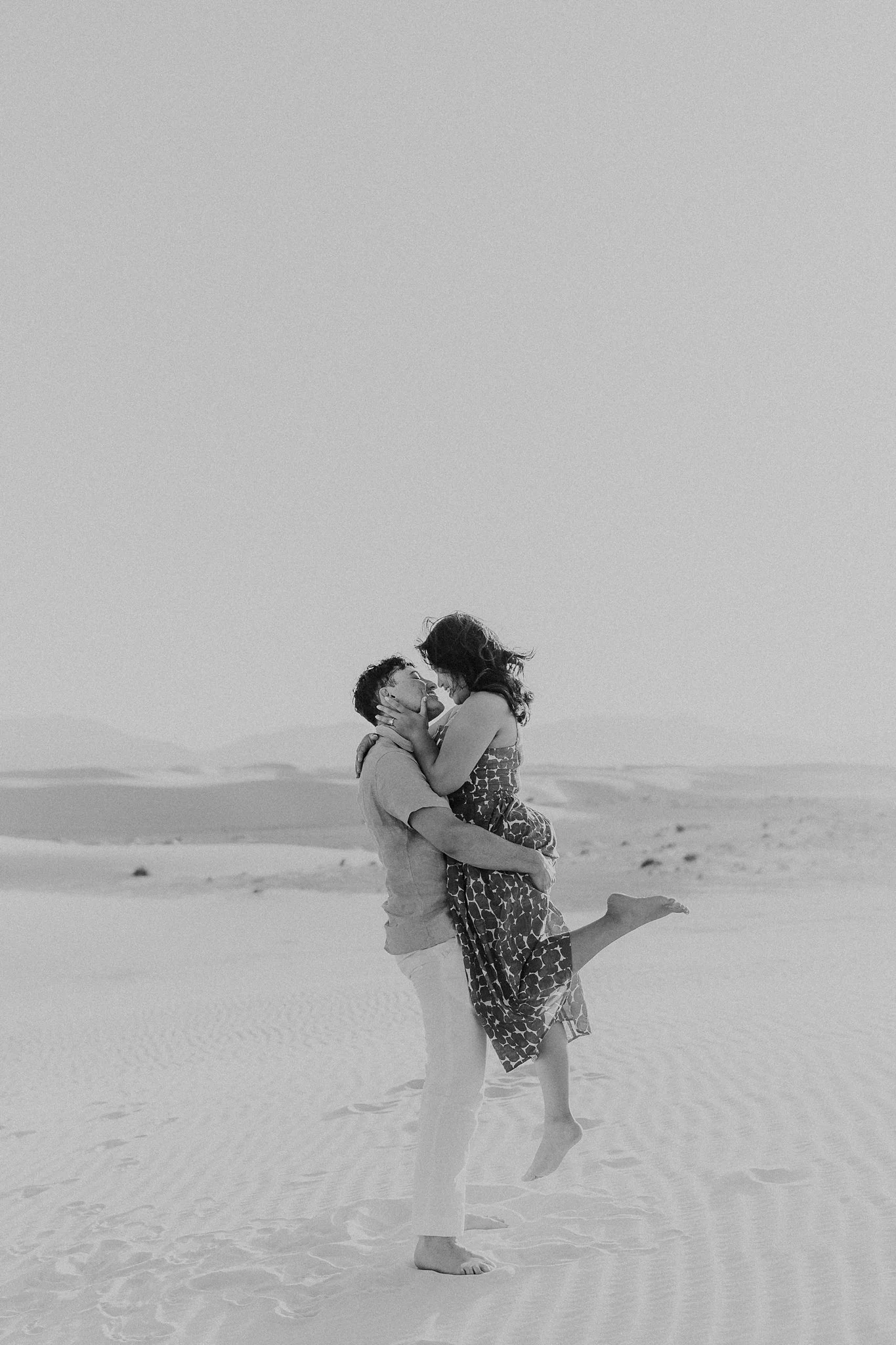 Alicia+lucia+photography+-+white+sands+national+park+-+white+sands+proposal+-+white+sands+wedding+-+white+sands+elopement_0053.jpg