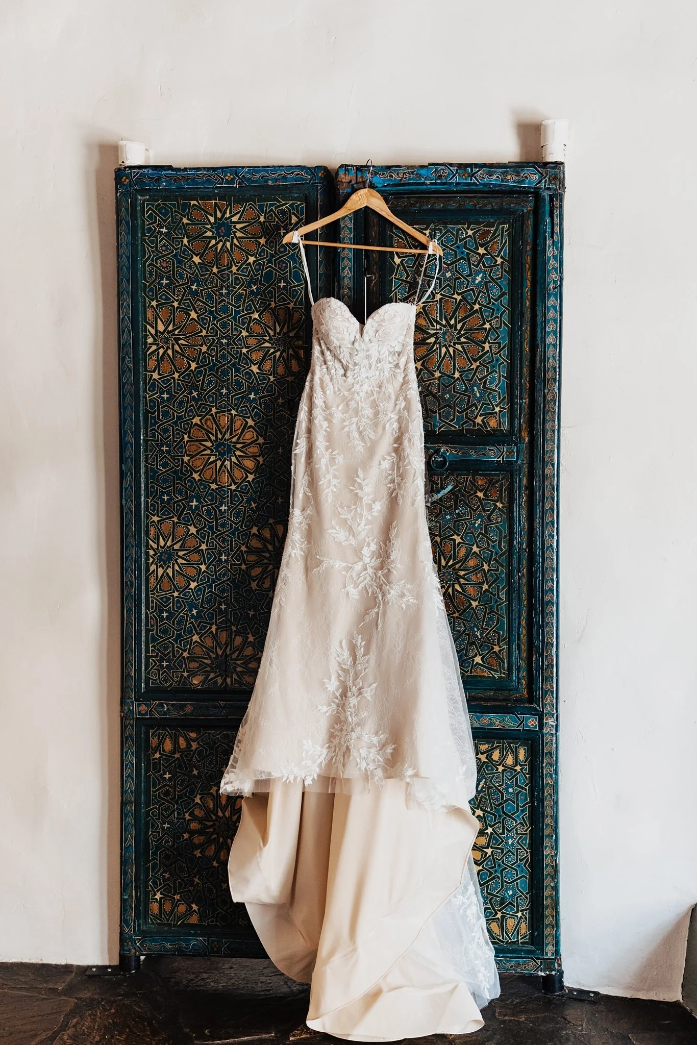 Alicia+lucia+photography+-+la+posada+wedding+-+santa+fe+plaza+-+santa+fe+wedding+-+destination+wedding_0008.jpg