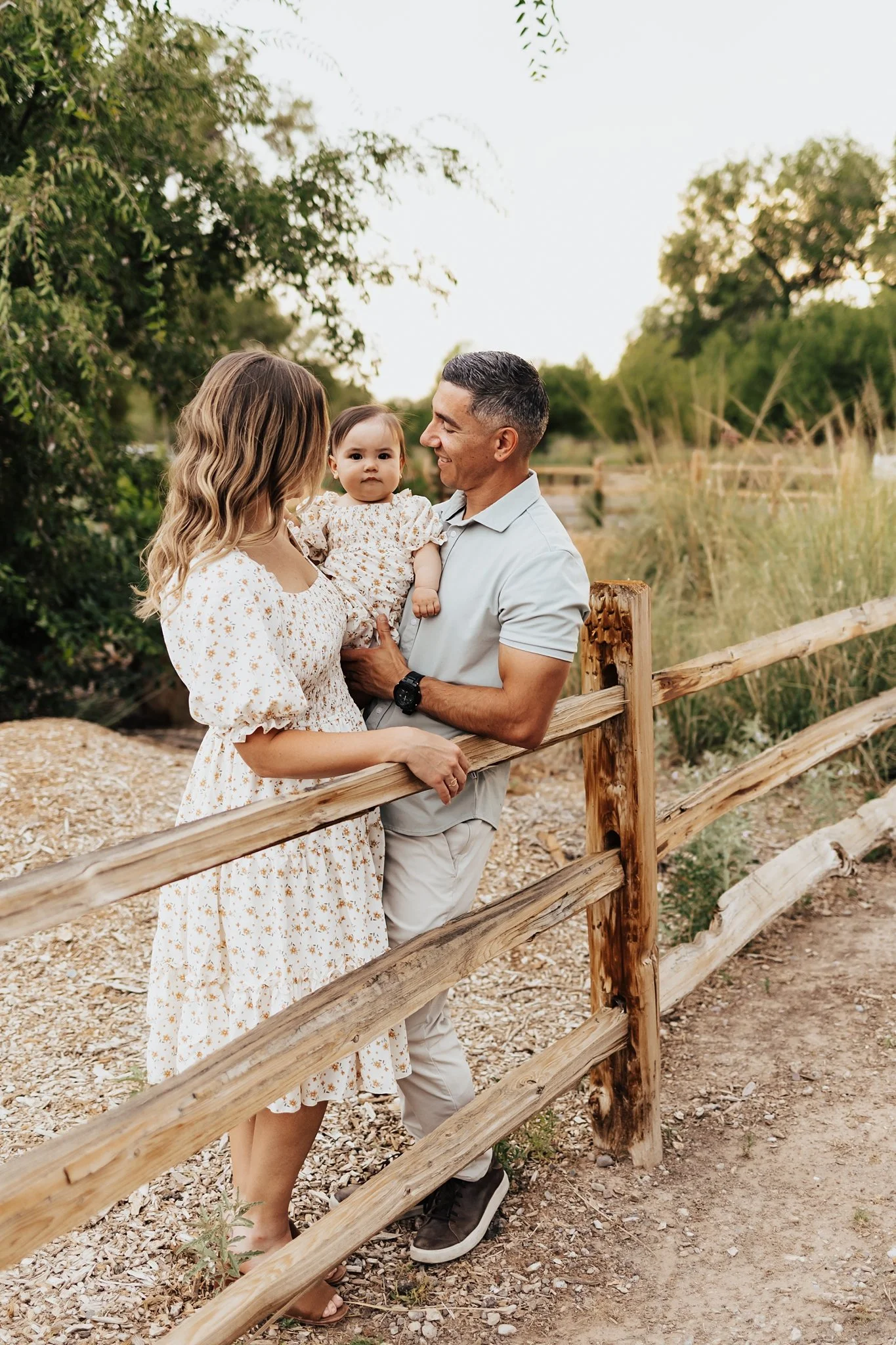 Alicia+lucia+photography+-+family+photography+-+desert+photography+-+santa+fe+photography_0034.jpg