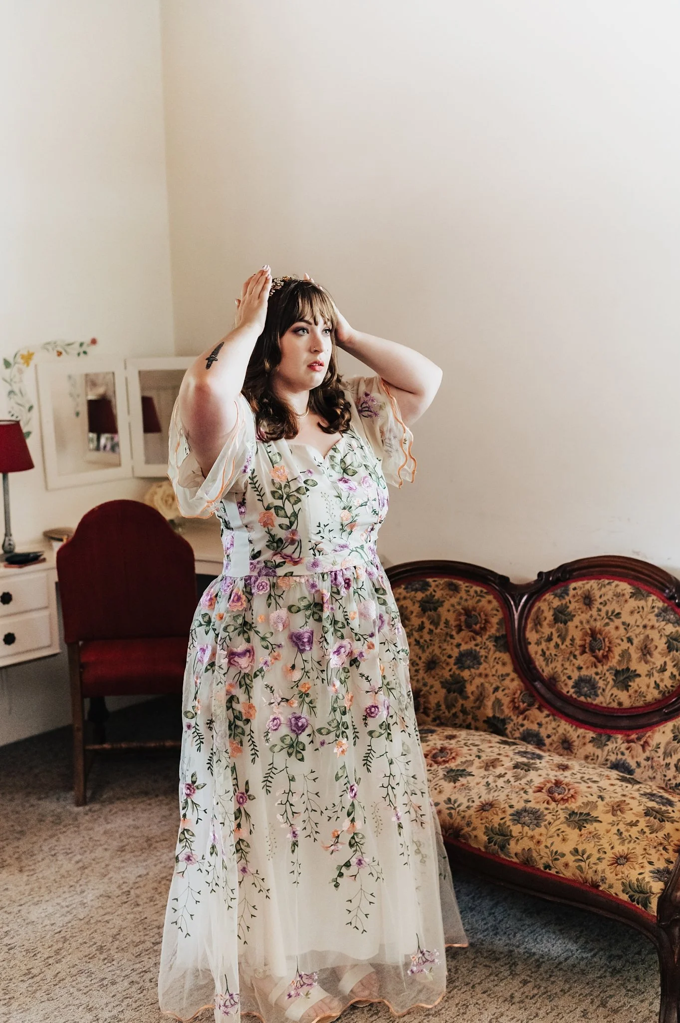 Alicia+lucia+photography+-+chapel+wedding+-+garden+wedding+-+unm+alumni+chapel_0010.jpg