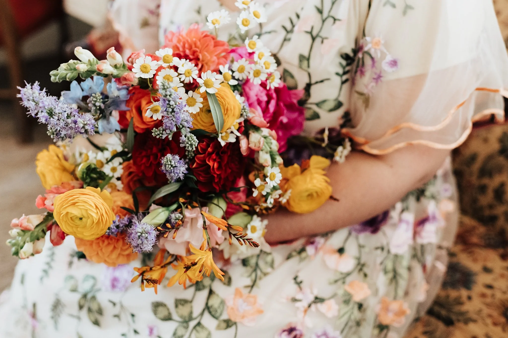 Alicia+lucia+photography+-+chapel+wedding+-+garden+wedding+-+unm+alumni+chapel_0012.jpg