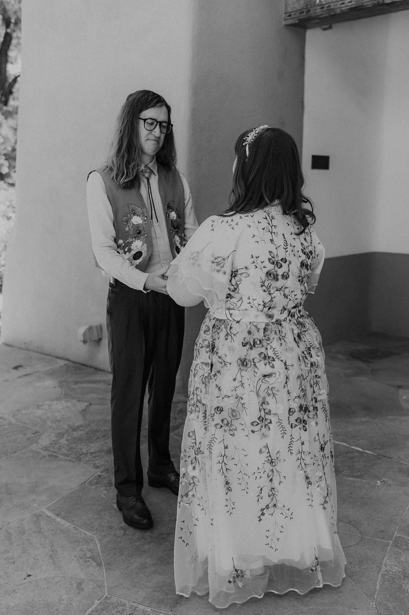 Alicia+lucia+photography+-+chapel+wedding+-+garden+wedding+-+unm+alumni+chapel_0023.jpg