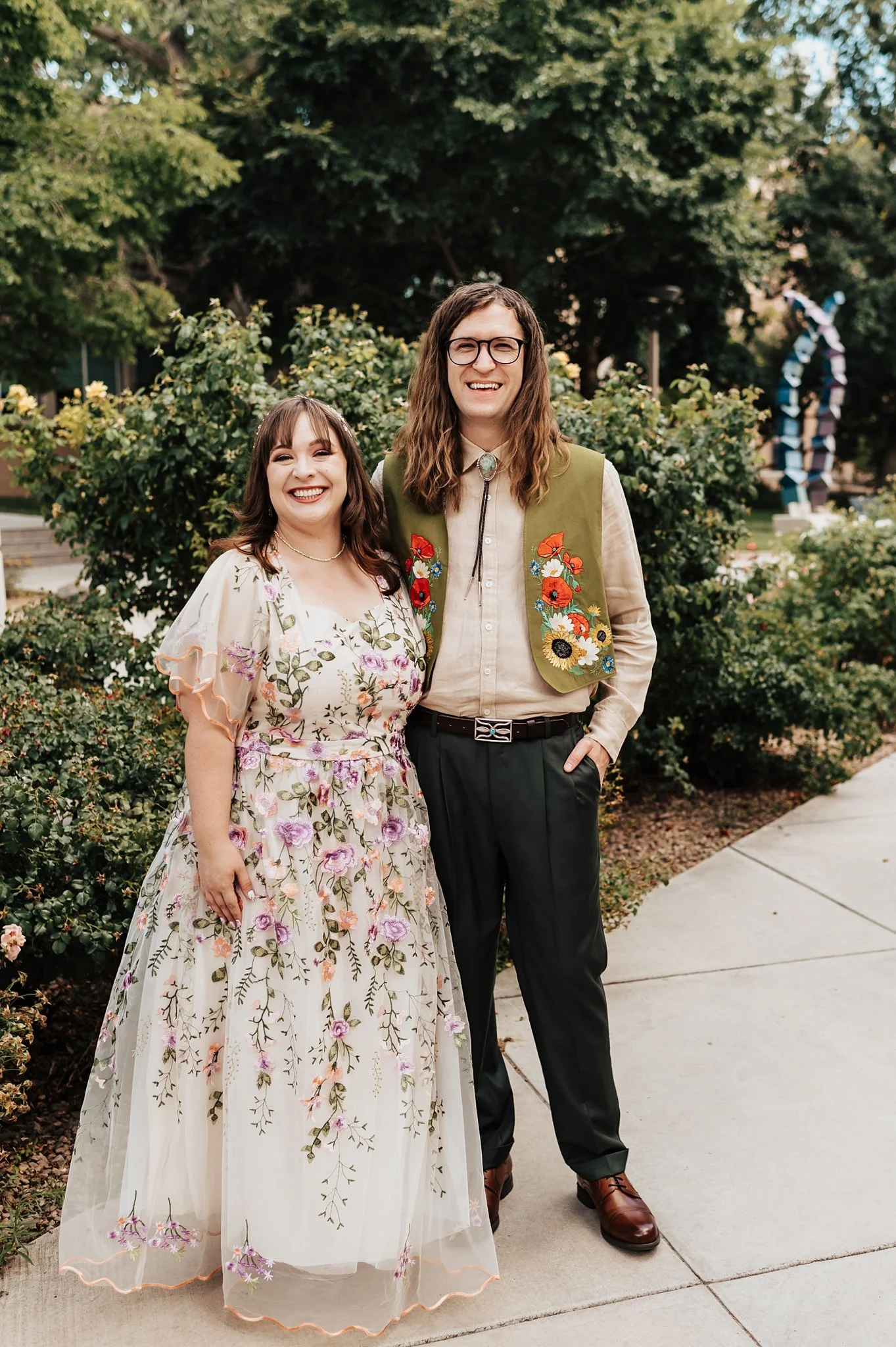 Alicia+lucia+photography+-+chapel+wedding+-+garden+wedding+-+unm+alumni+chapel_0030.jpg