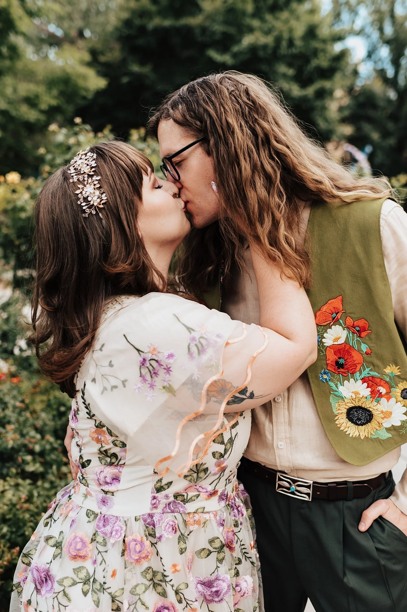 Alicia+lucia+photography+-+chapel+wedding+-+garden+wedding+-+unm+alumni+chapel_0033.jpg