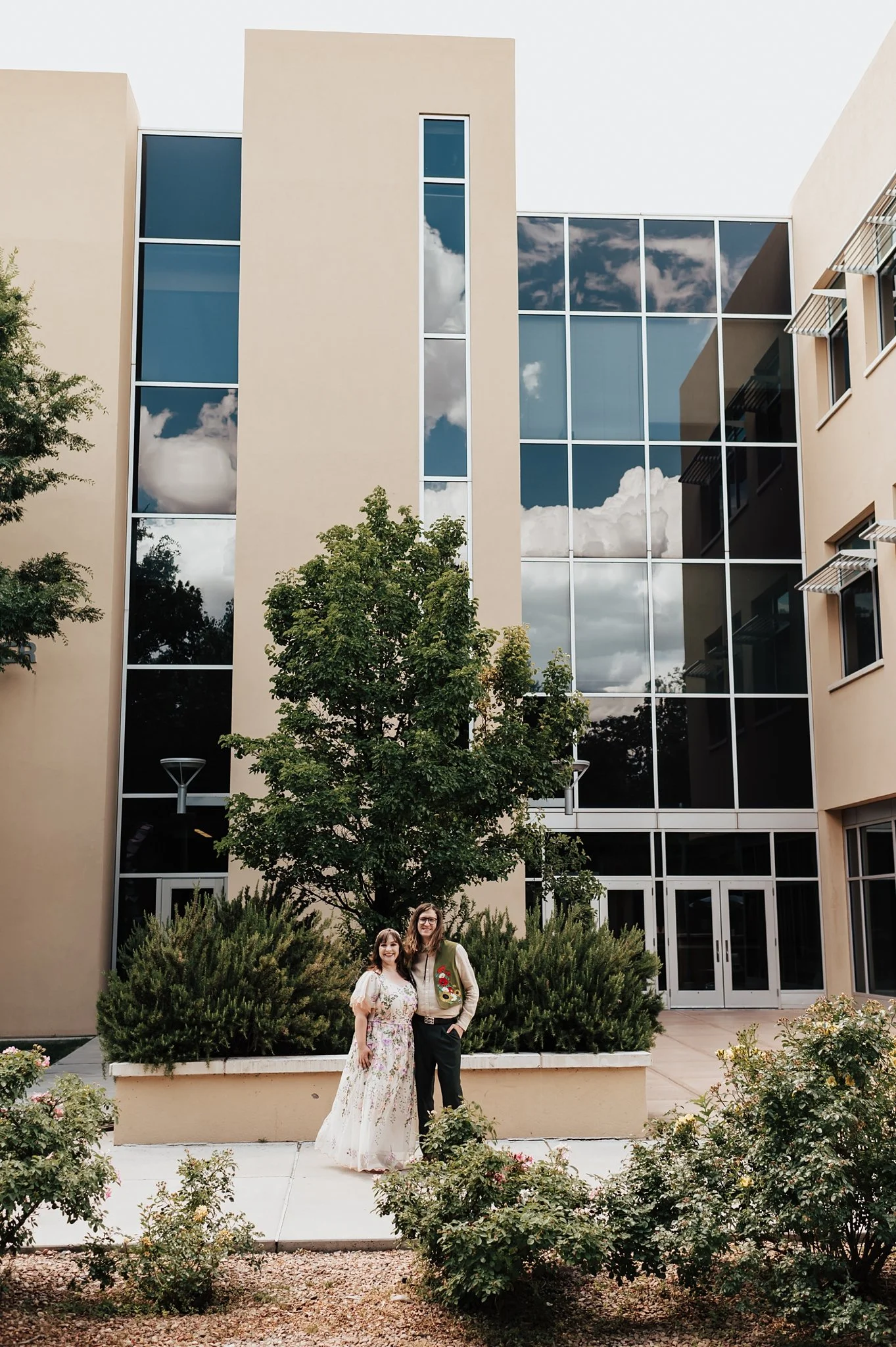 Alicia+lucia+photography+-+chapel+wedding+-+garden+wedding+-+unm+alumni+chapel_0040.jpg