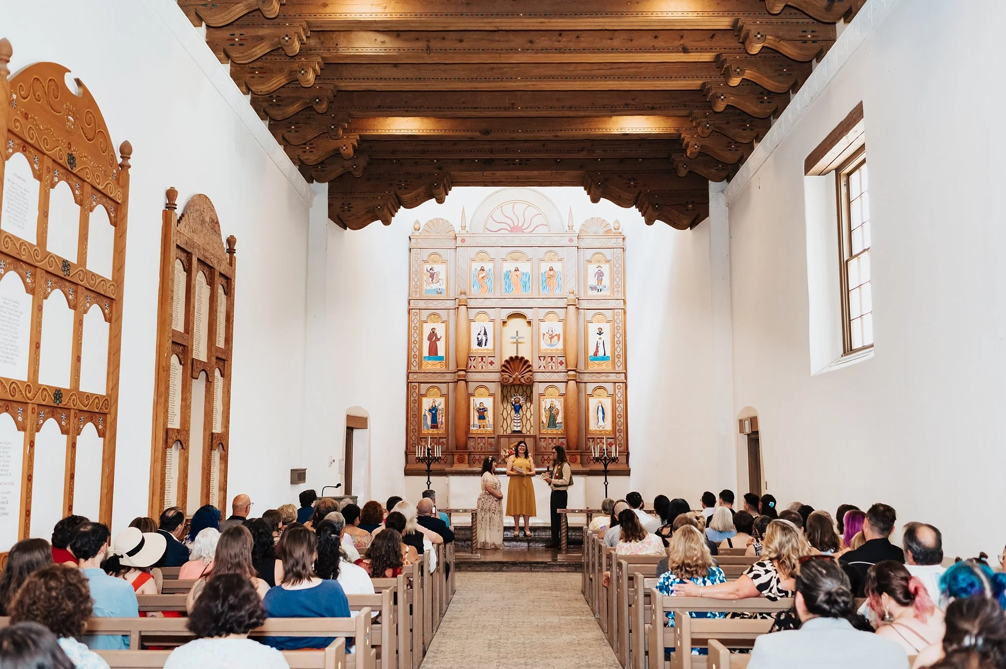 Alicia+lucia+photography+-+chapel+wedding+-+garden+wedding+-+unm+alumni+chapel_0054.jpg