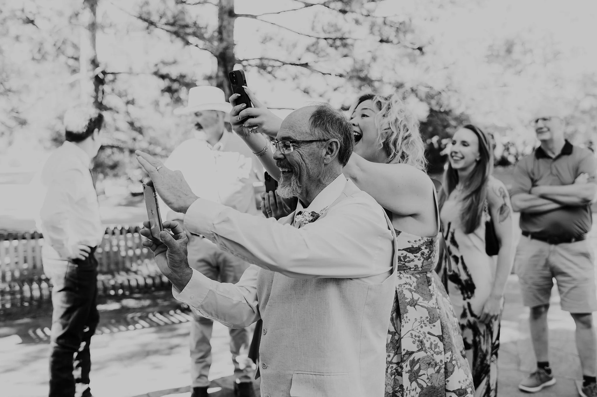 Alicia+lucia+photography+-+chapel+wedding+-+garden+wedding+-+unm+alumni+chapel_0063.jpg