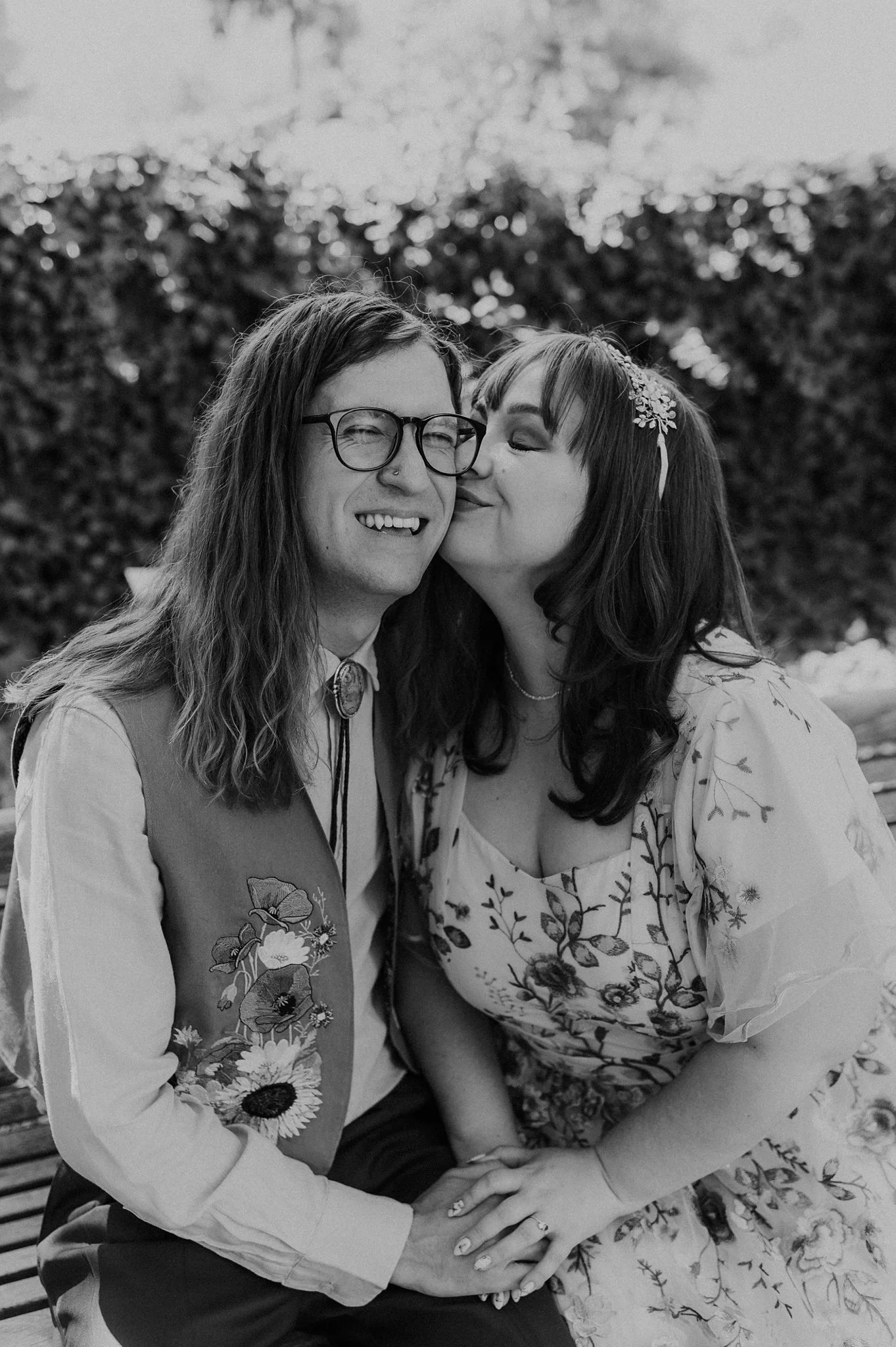 Alicia+lucia+photography+-+chapel+wedding+-+garden+wedding+-+unm+alumni+chapel_0083.jpg