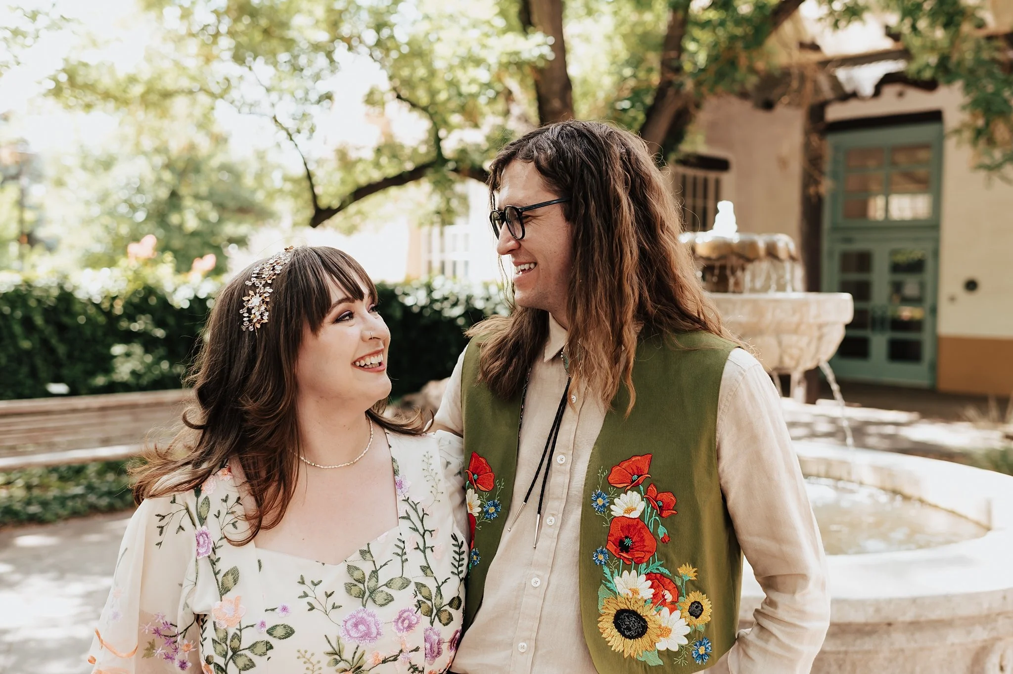 Alicia+lucia+photography+-+chapel+wedding+-+garden+wedding+-+unm+alumni+chapel_0089.jpg