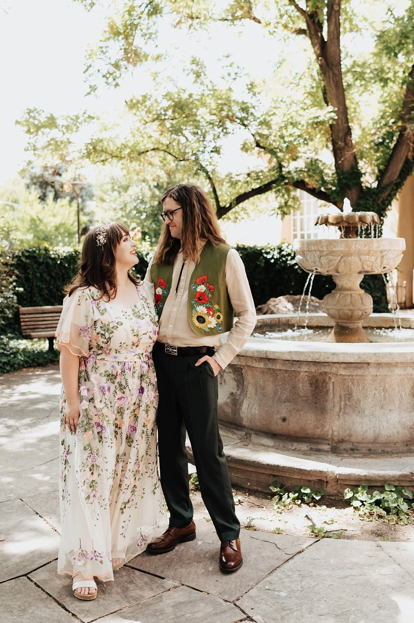 Alicia+lucia+photography+-+chapel+wedding+-+garden+wedding+-+unm+alumni+chapel_0090.jpg