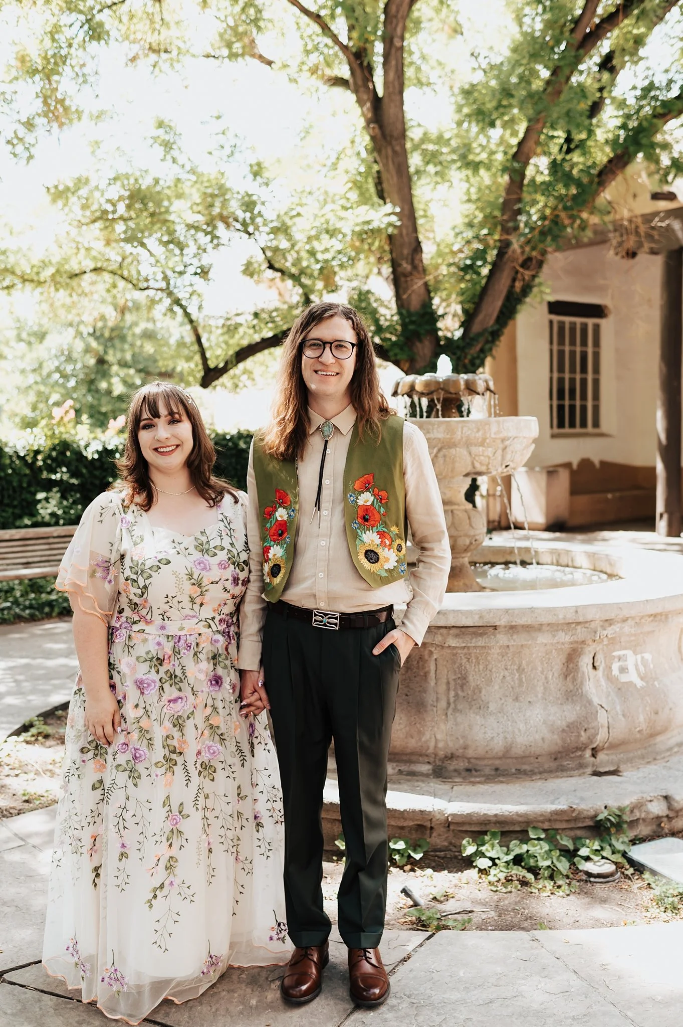 Alicia+lucia+photography+-+chapel+wedding+-+garden+wedding+-+unm+alumni+chapel_0092.jpg