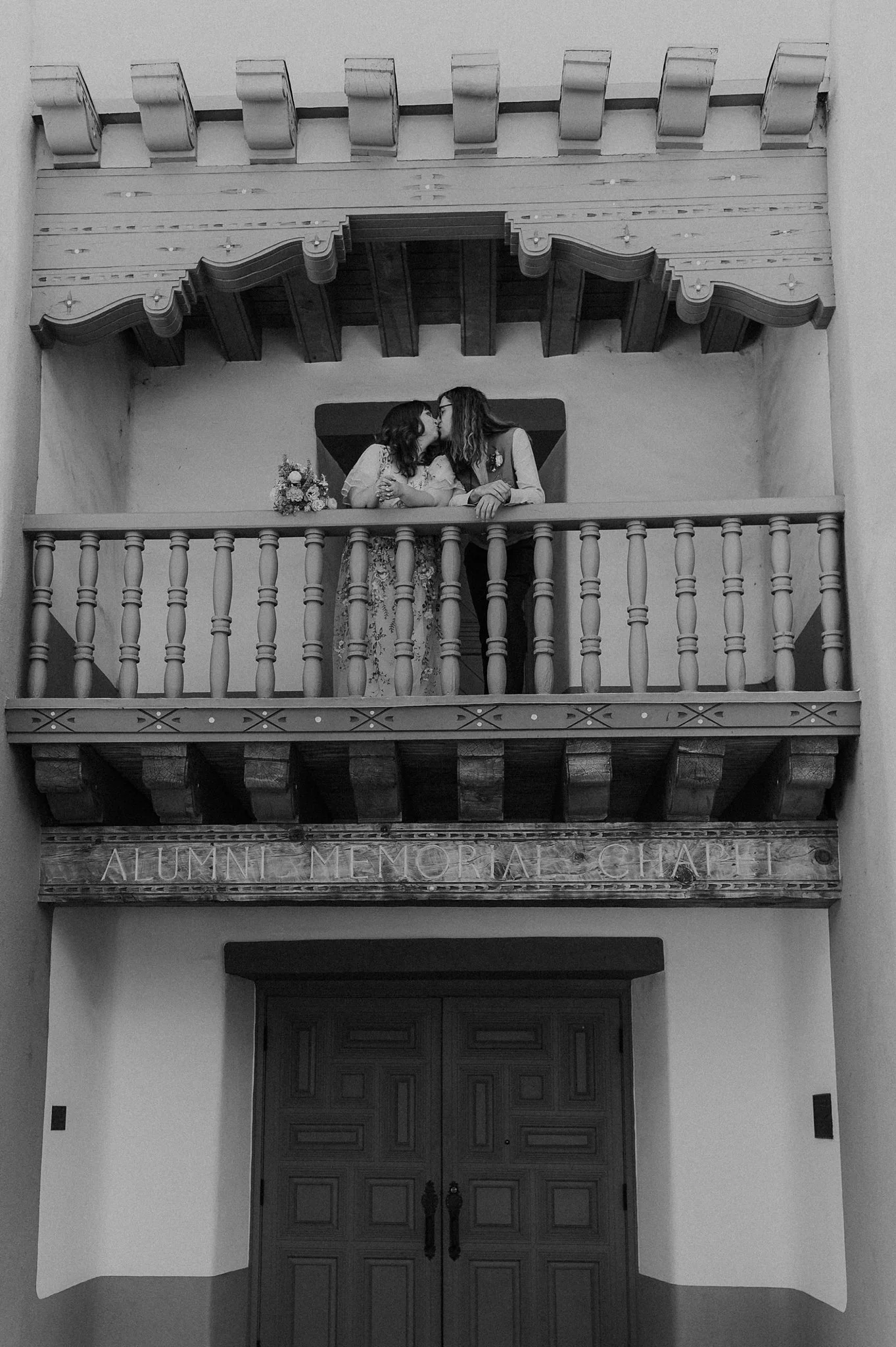 Alicia+lucia+photography+-+chapel+wedding+-+garden+wedding+-+unm+alumni+chapel_0102.jpg