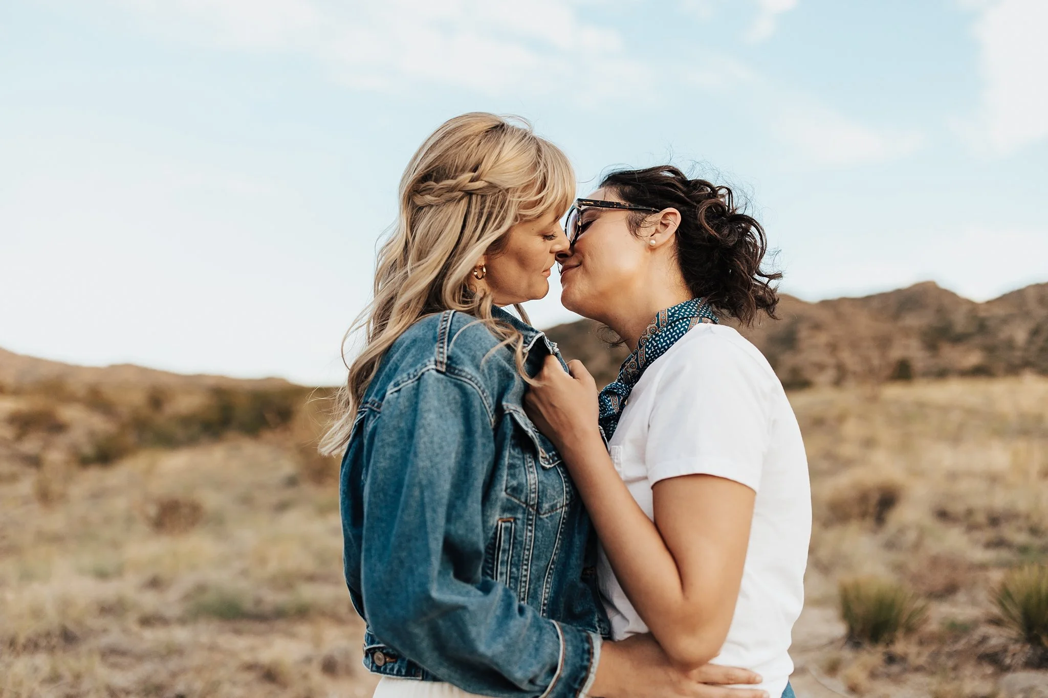 Alicia+lucia+photography+-+desert+engagement+-+southwest+wedding+-+destination+wedding_0001.jpg