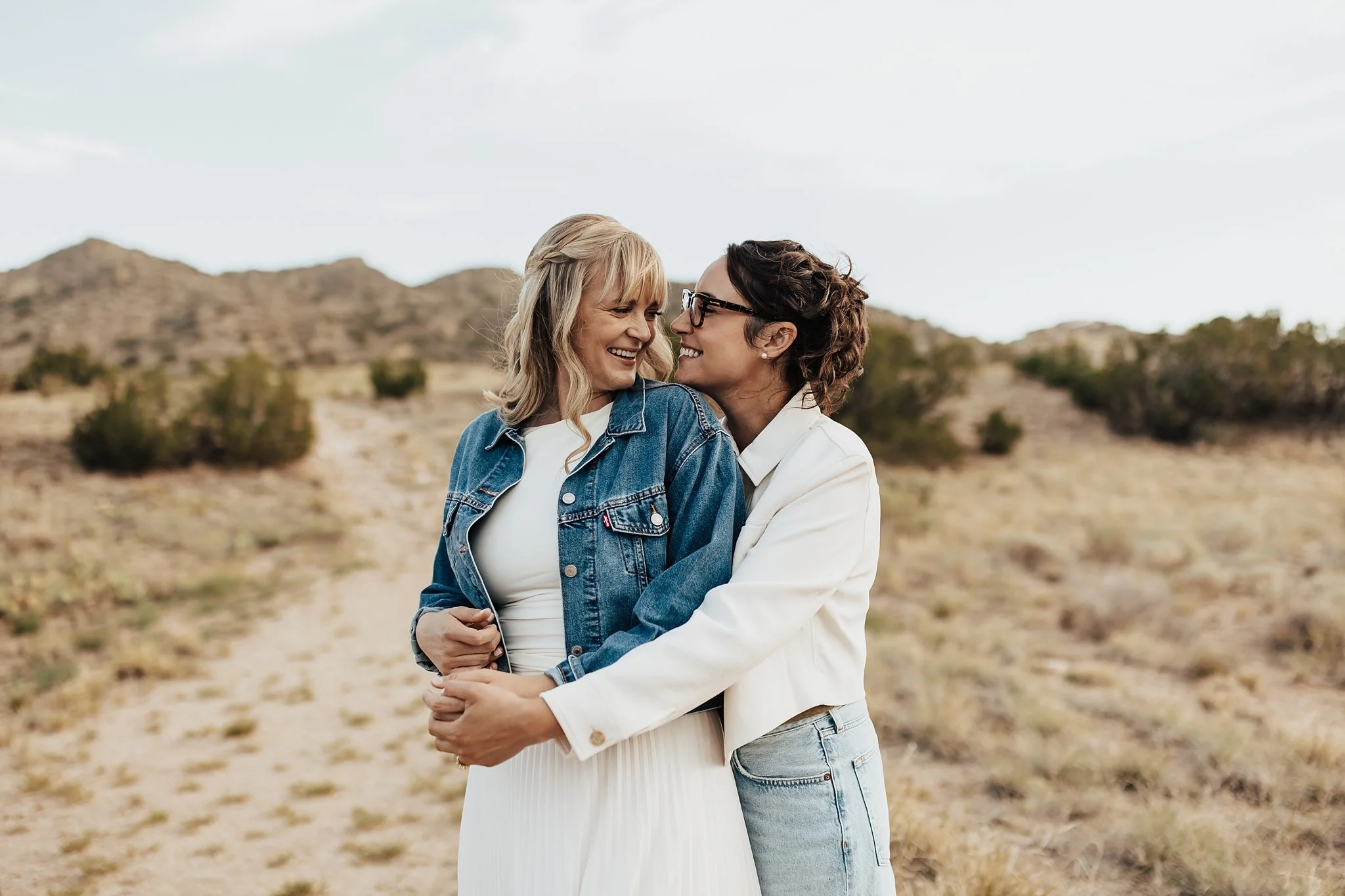 Alicia+lucia+photography+-+desert+engagement+-+southwest+wedding+-+destination+wedding_0015.jpg