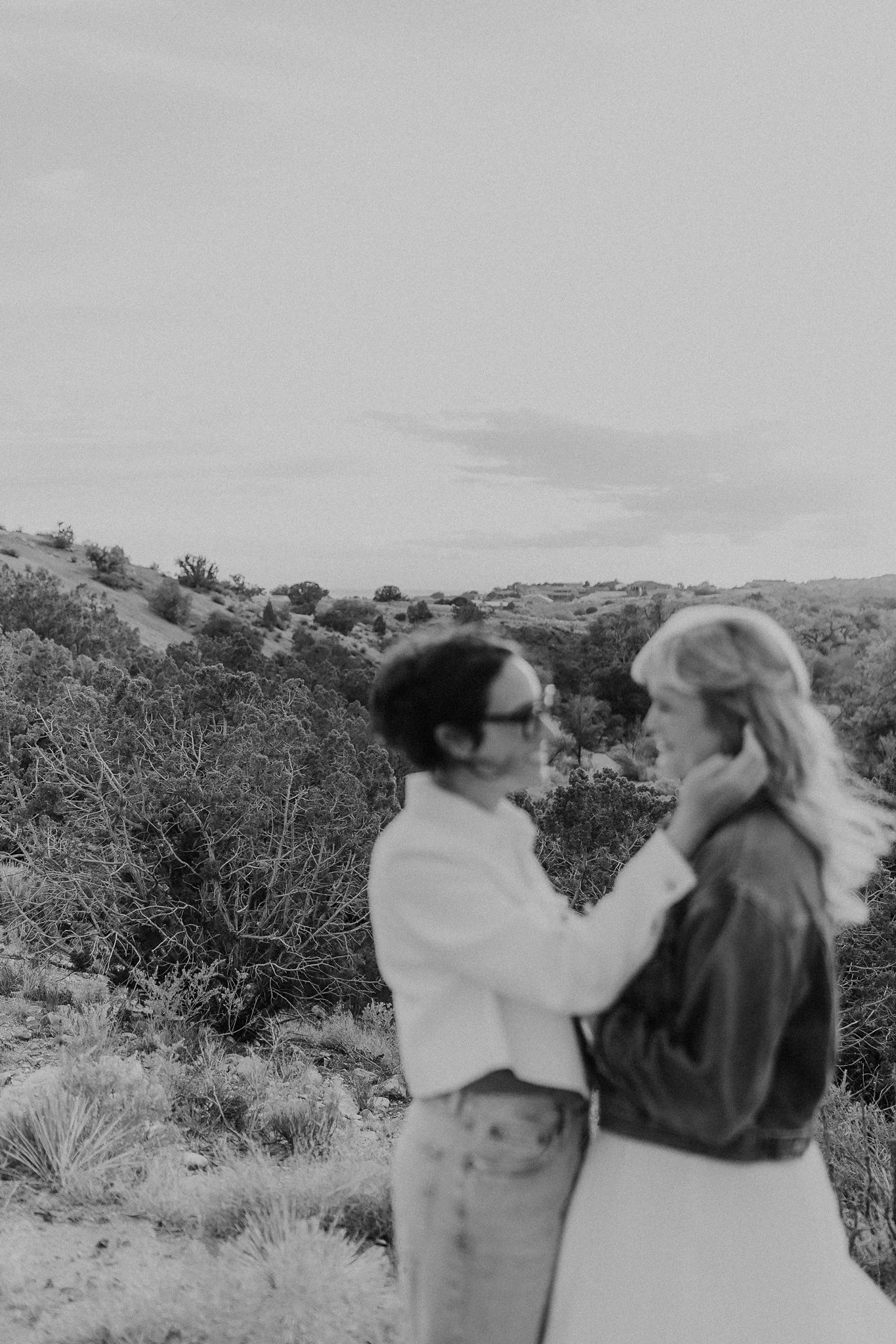 Alicia+lucia+photography+-+desert+engagement+-+southwest+wedding+-+destination+wedding_0031.jpg