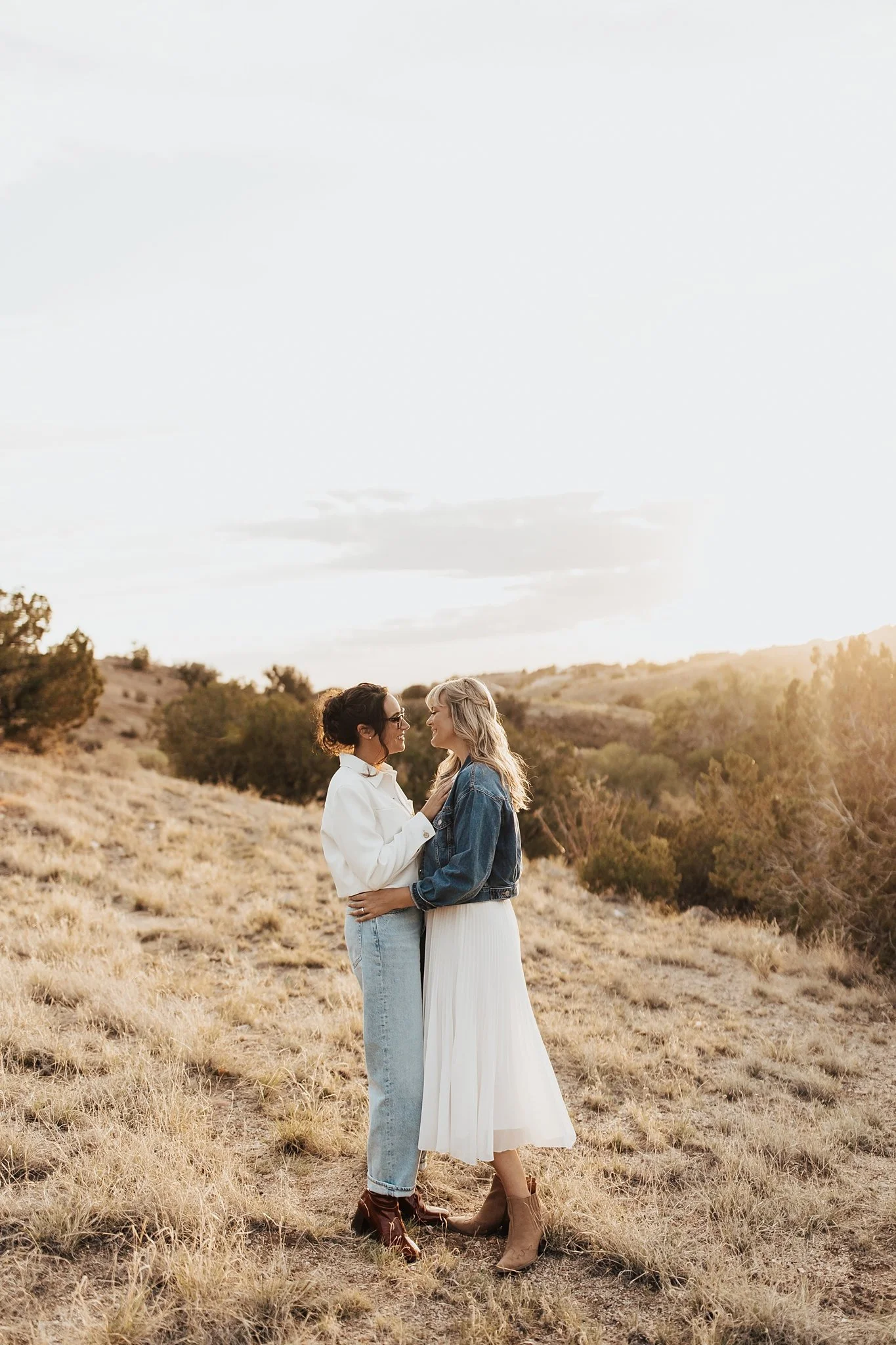Alicia+lucia+photography+-+desert+engagement+-+southwest+wedding+-+destination+wedding_0041.jpg
