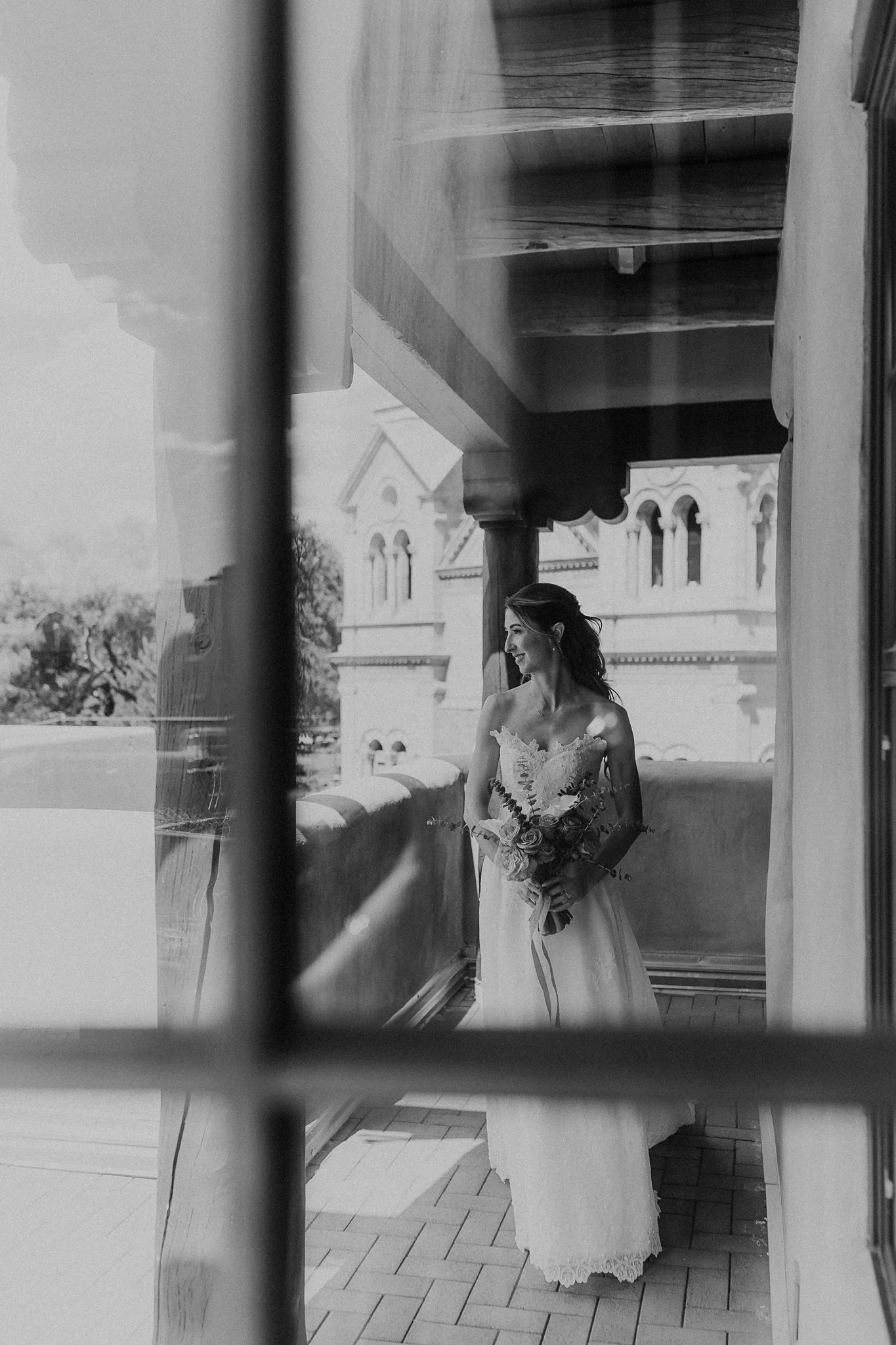 Alicia+lucia+photography+-+santa+fe+plaza+-+la+fonda+wedding+-+destination+wedding_0028.jpg