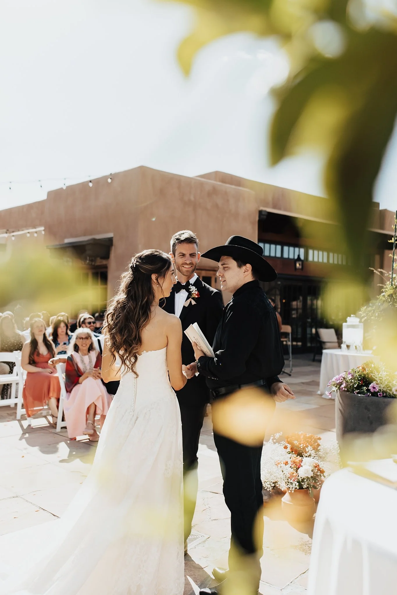 Alicia+lucia+photography+-+santa+fe+plaza+-+la+fonda+wedding+-+destination+wedding_0046.jpg