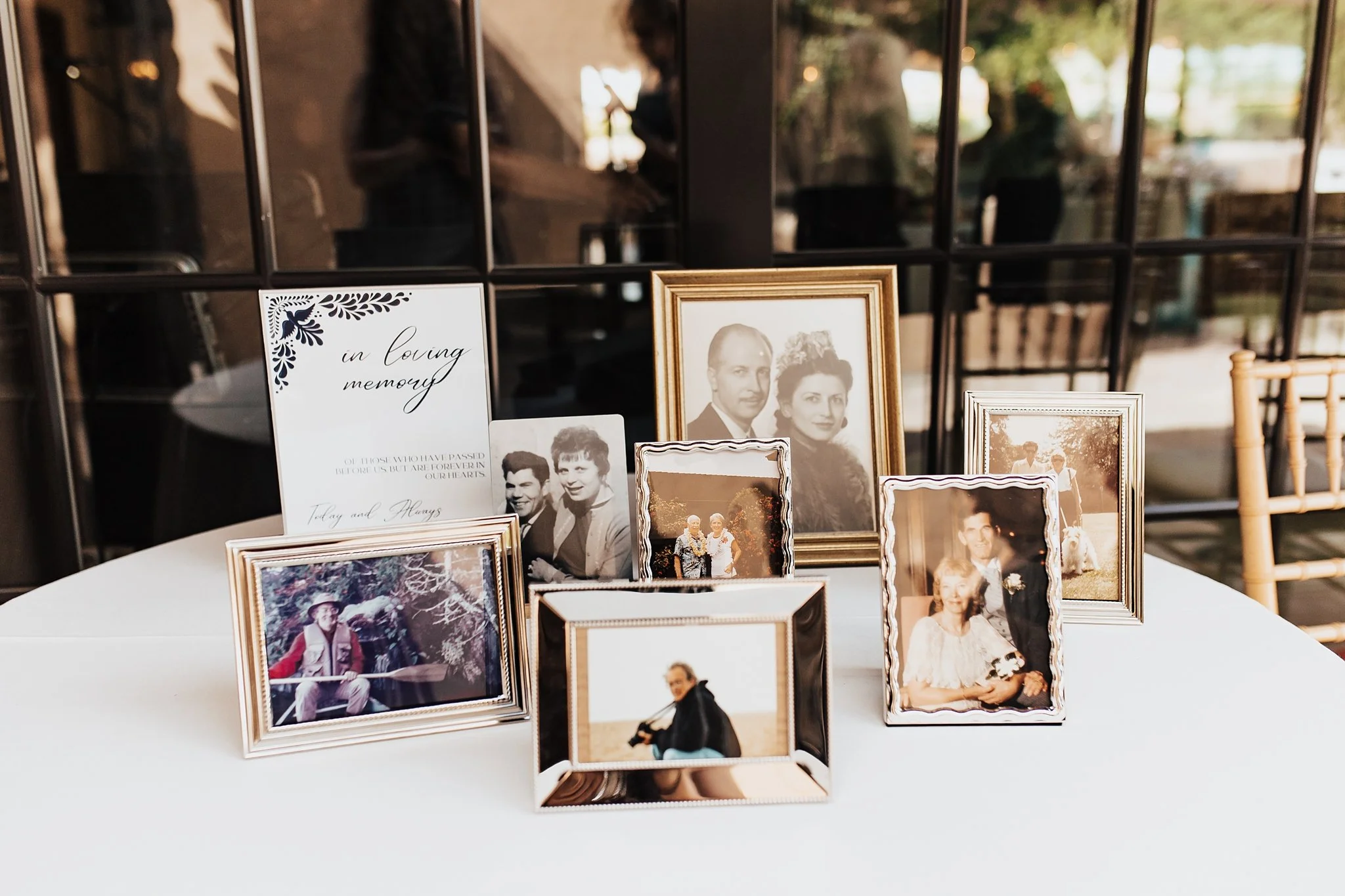 Alicia+lucia+photography+-+santa+fe+plaza+-+la+fonda+wedding+-+destination+wedding_0081.jpg