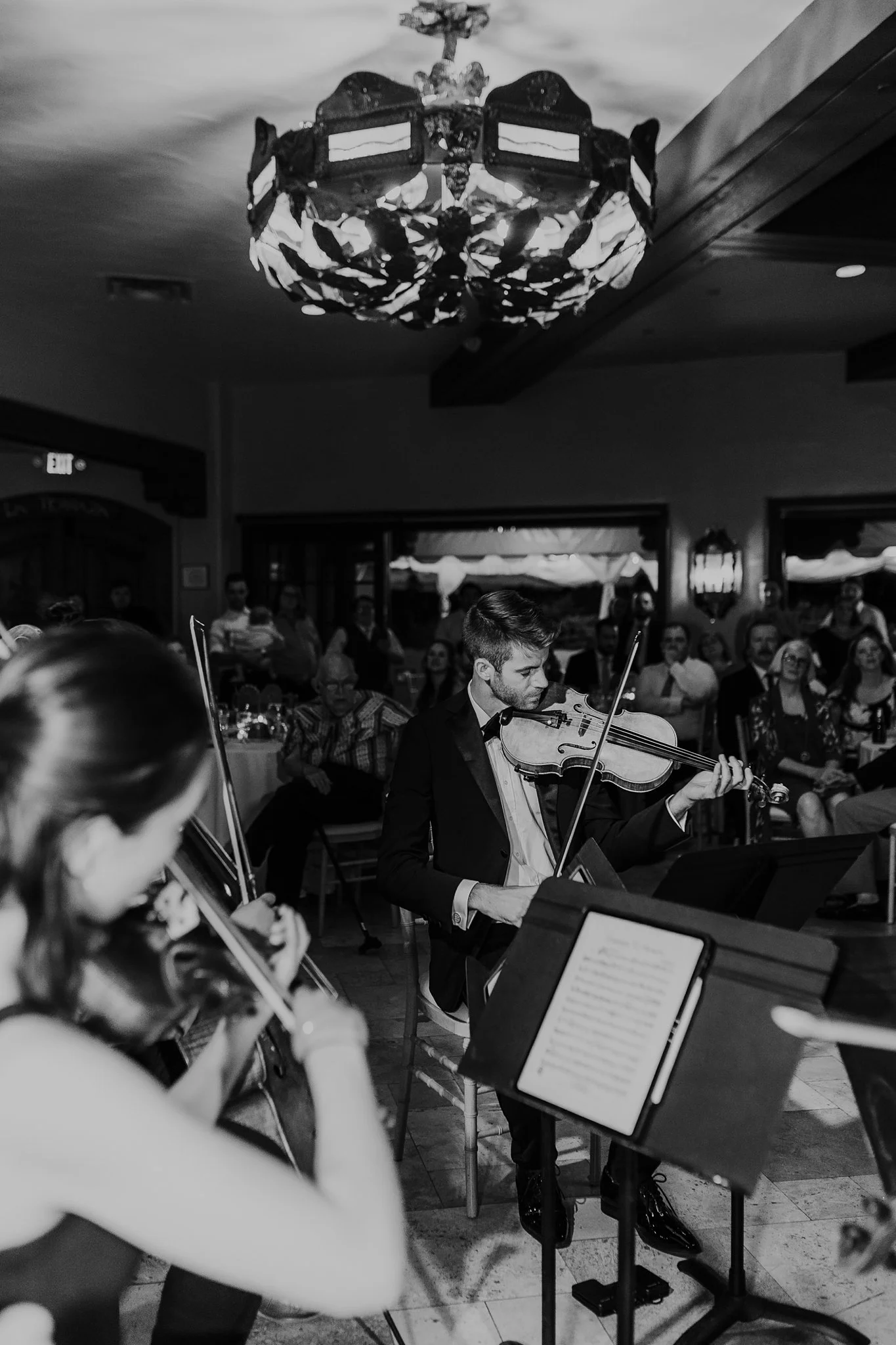 Alicia+lucia+photography+-+santa+fe+plaza+-+la+fonda+wedding+-+destination+wedding_0146.jpg