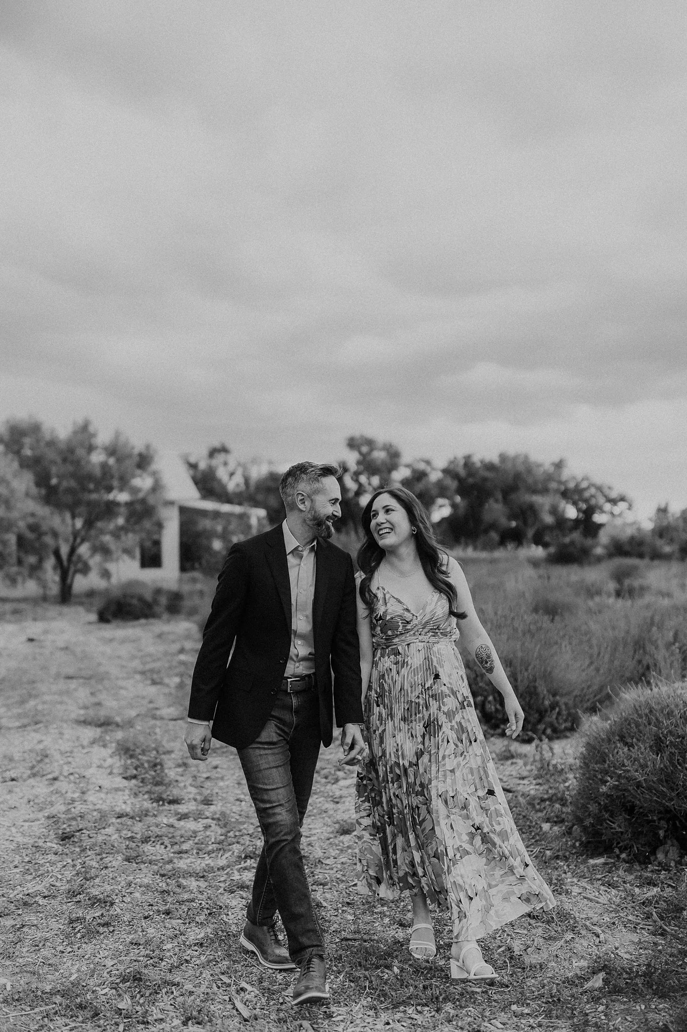 Alicia+lucia+photography+-+los+poblanos+wedding+-+los+poblanos+engagement+-+los+poblanos+farm_0012.jpg