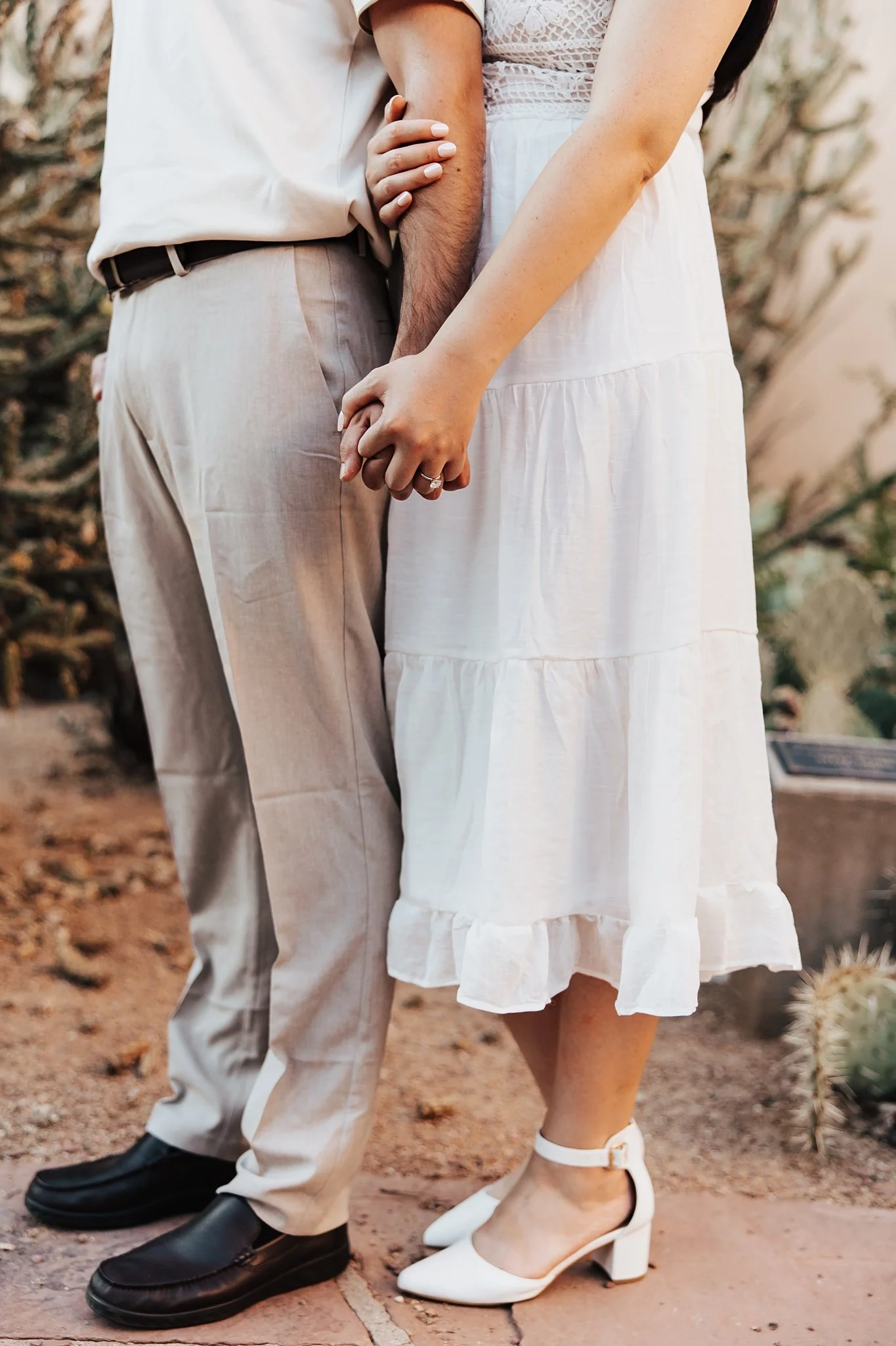 Alicia+lucia+photography+-+southwest+engagement+-+garden+engagement+-+new+mexico+engagement_0027.jpg
