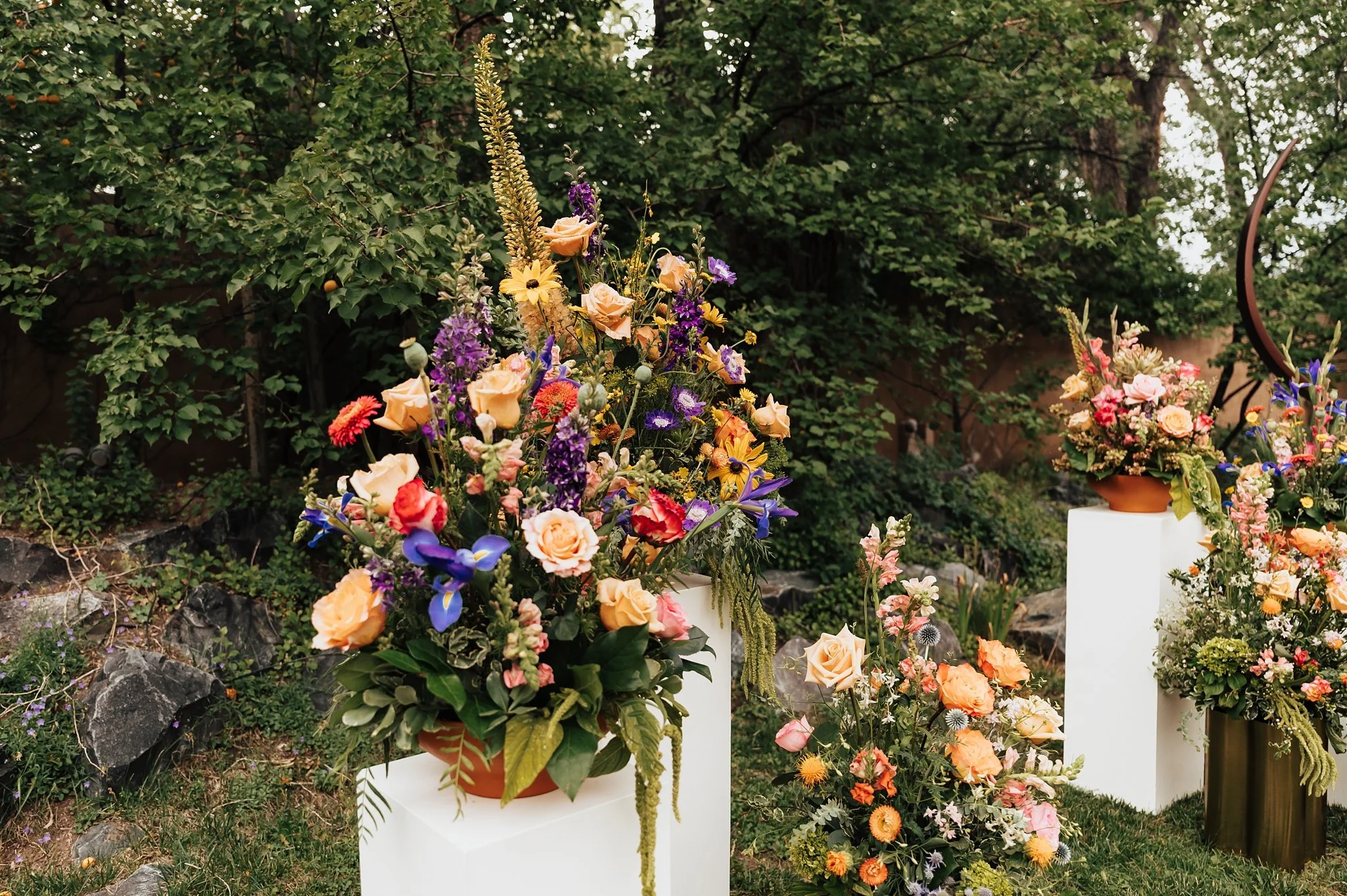 Alicia+lucia+photography+-+garden+wedding+-+gerald+peters+wedding+-+la+posada+wedding_0039.jpg