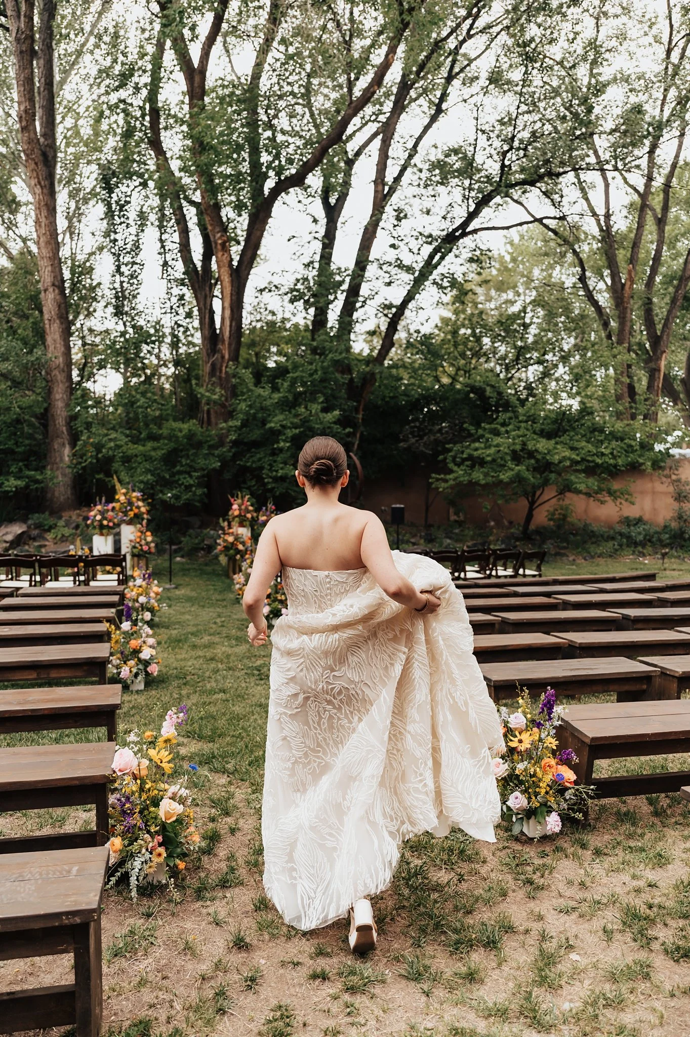Alicia+lucia+photography+-+garden+wedding+-+gerald+peters+wedding+-+la+posada+wedding_0071.jpg