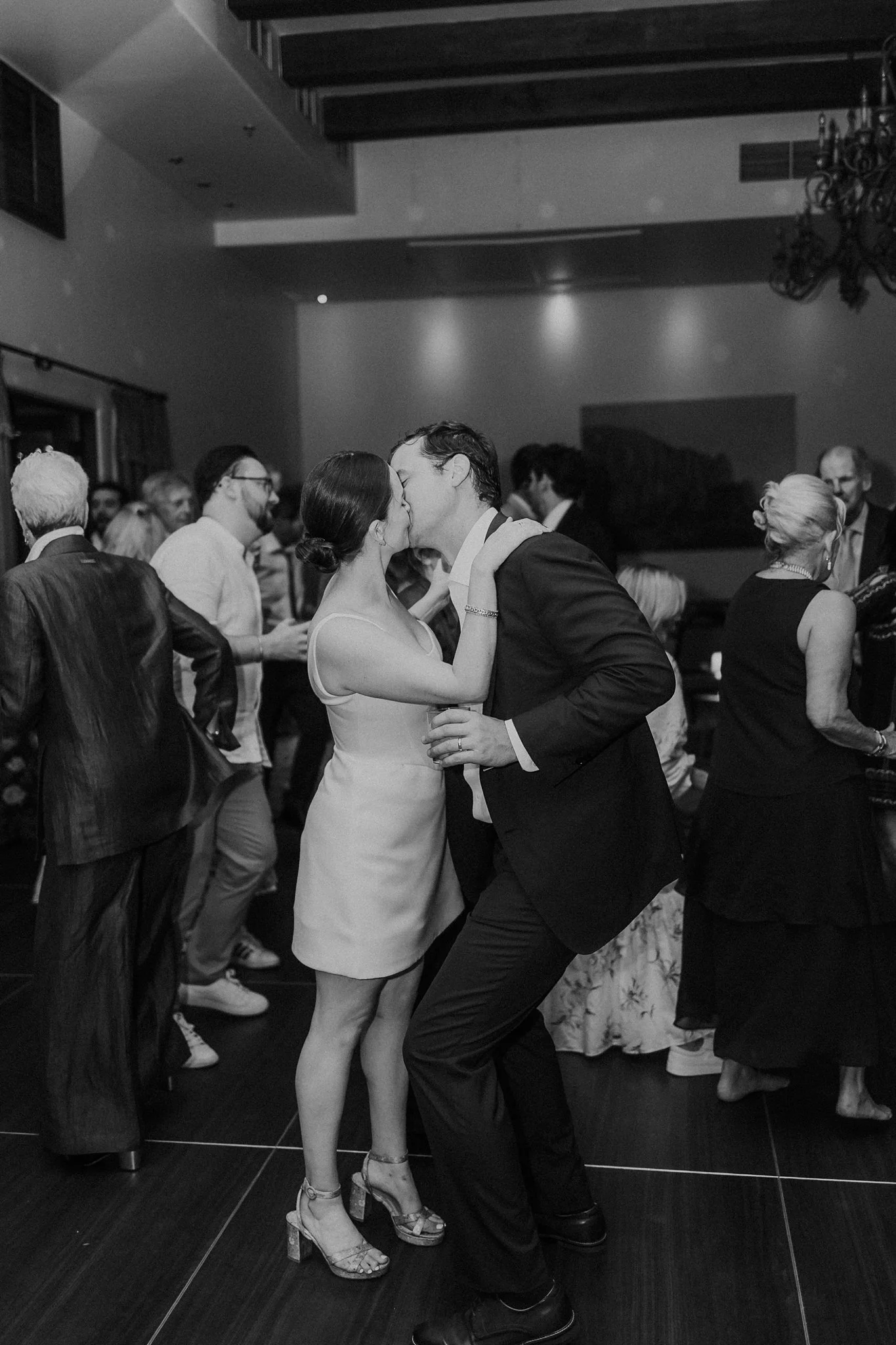 Alicia+lucia+photography+-+garden+wedding+-+gerald+peters+wedding+-+la+posada+wedding_0197.jpg