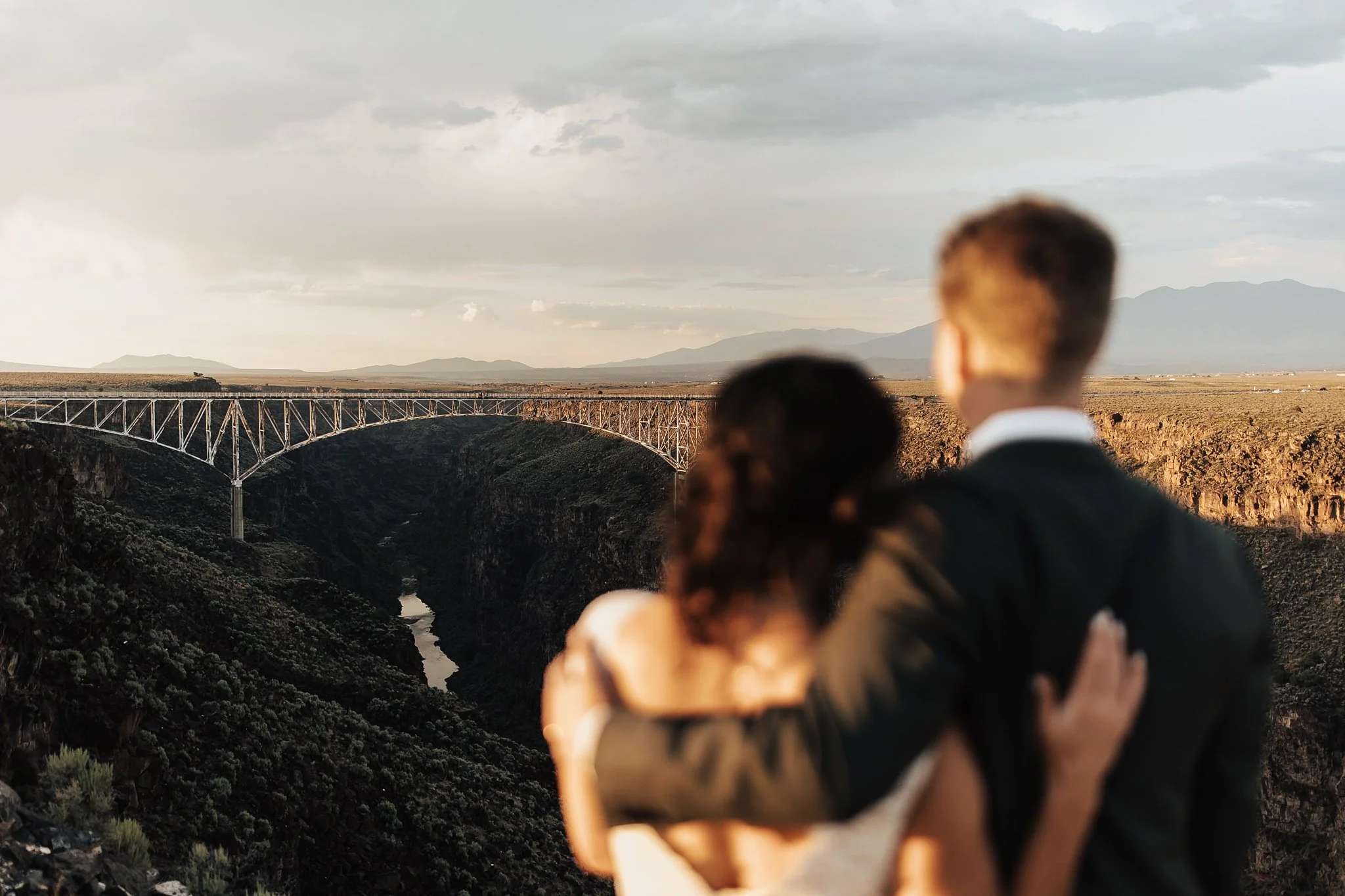 Alicia+lucia+photography+-+taos+wedding+-+el+monte+sagrado+wedding+-+taos+gorge+wedding_0001.jpg