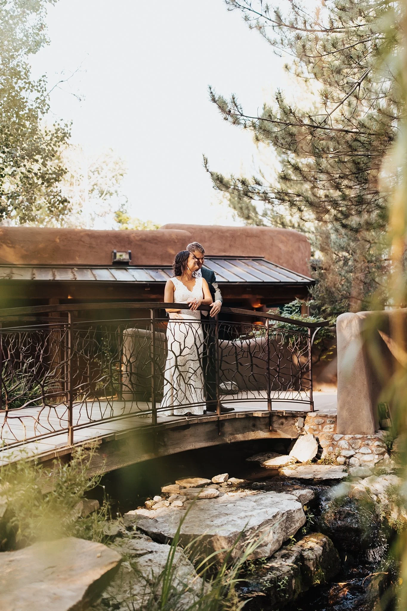 Alicia+lucia+photography+-+taos+wedding+-+el+monte+sagrado+wedding+-+taos+gorge+wedding_0018.jpg