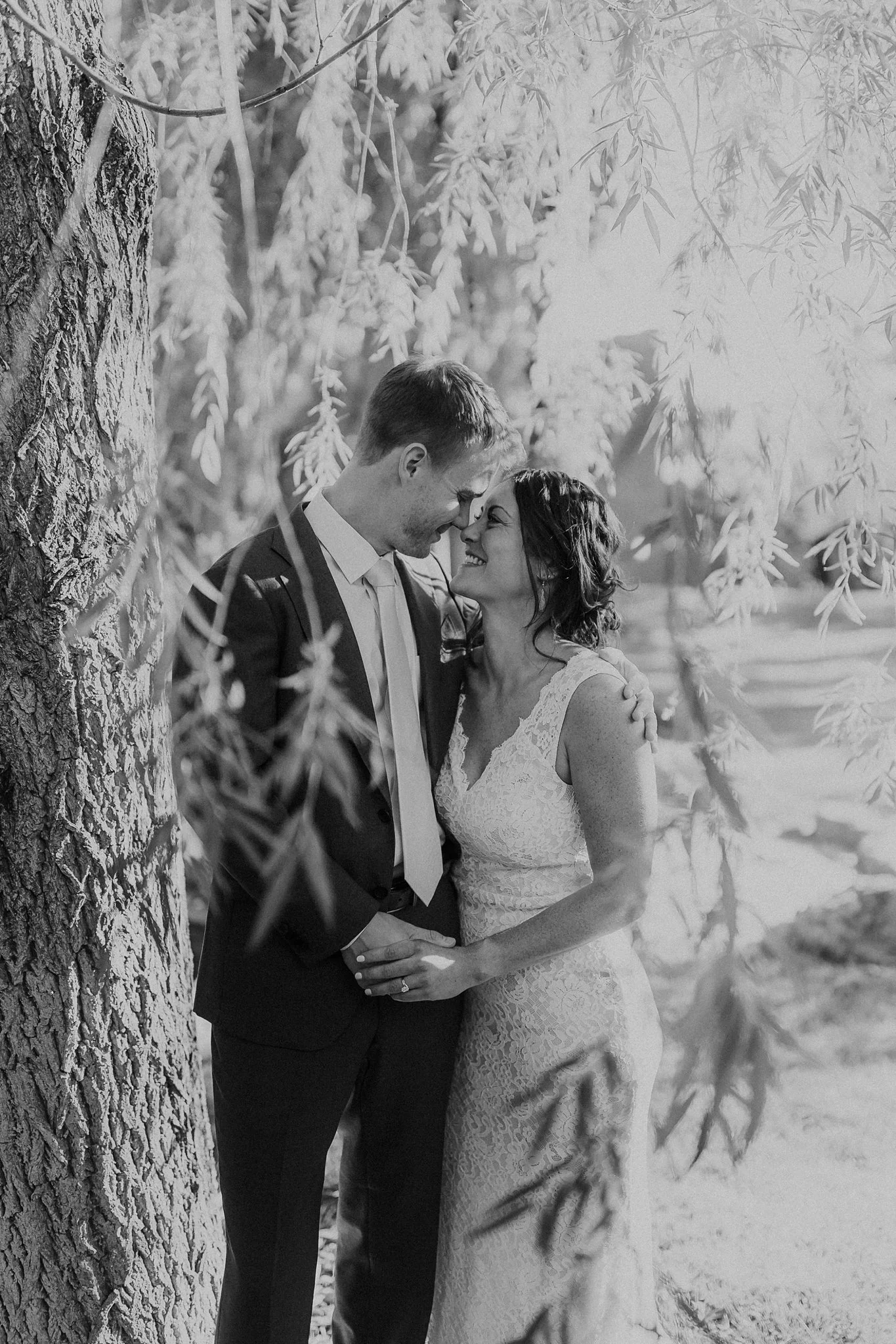 Alicia+lucia+photography+-+taos+wedding+-+el+monte+sagrado+wedding+-+taos+gorge+wedding_0036.jpg