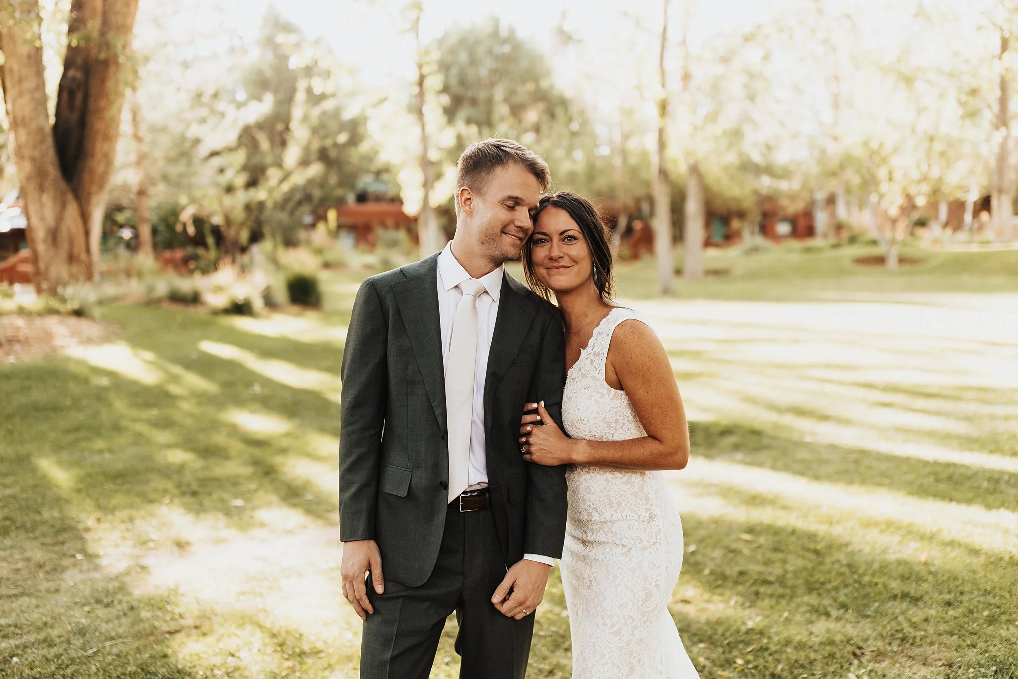 Alicia+lucia+photography+-+taos+wedding+-+el+monte+sagrado+wedding+-+taos+gorge+wedding_0044.jpg