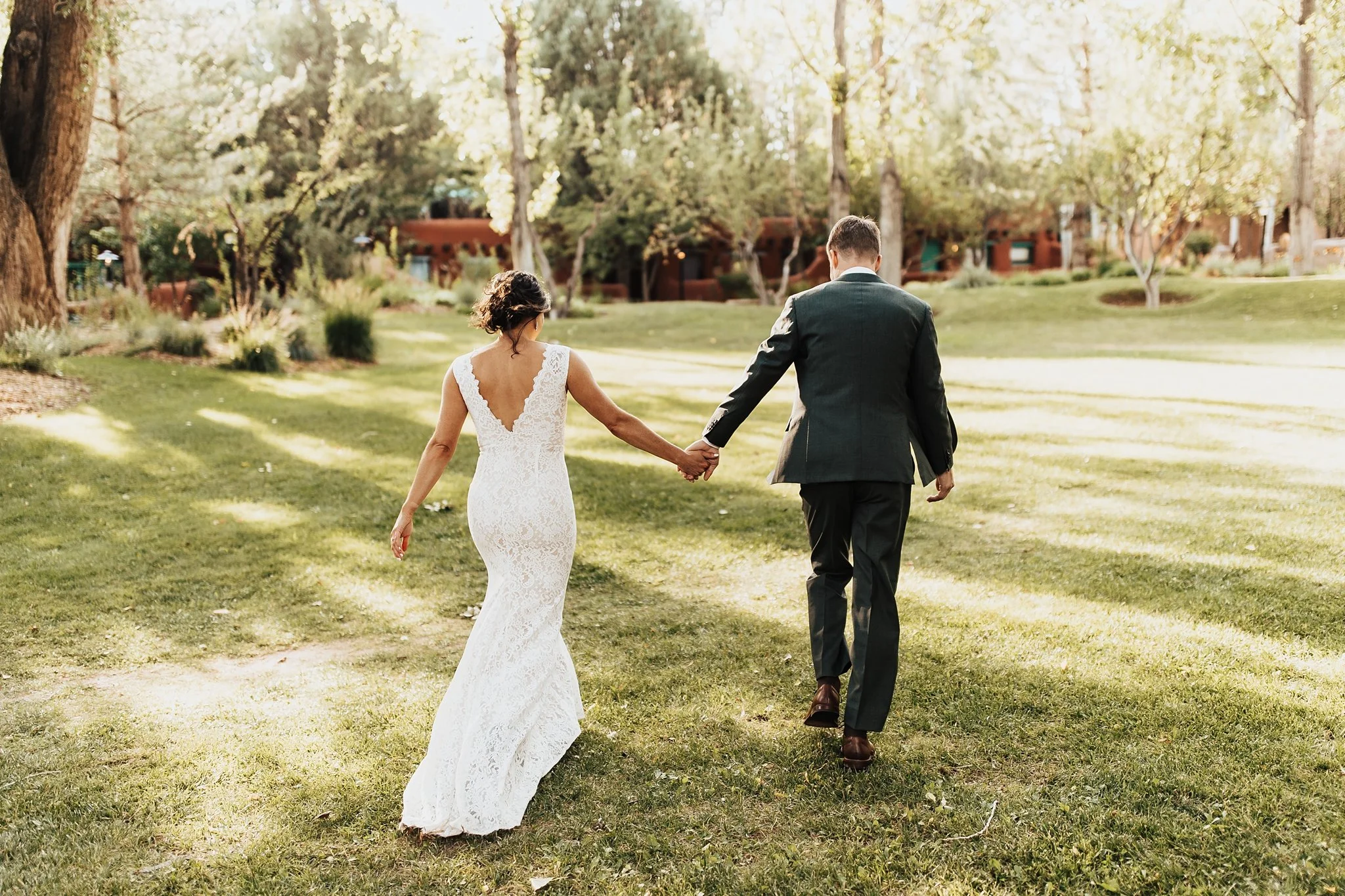 Alicia+lucia+photography+-+taos+wedding+-+el+monte+sagrado+wedding+-+taos+gorge+wedding_0047.jpg